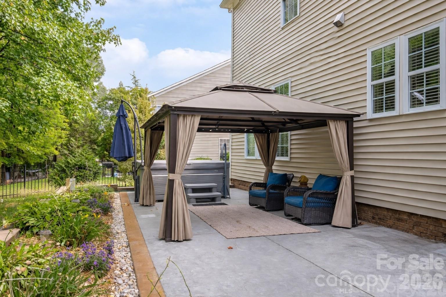 1576 Abercorn Street NW — Concord