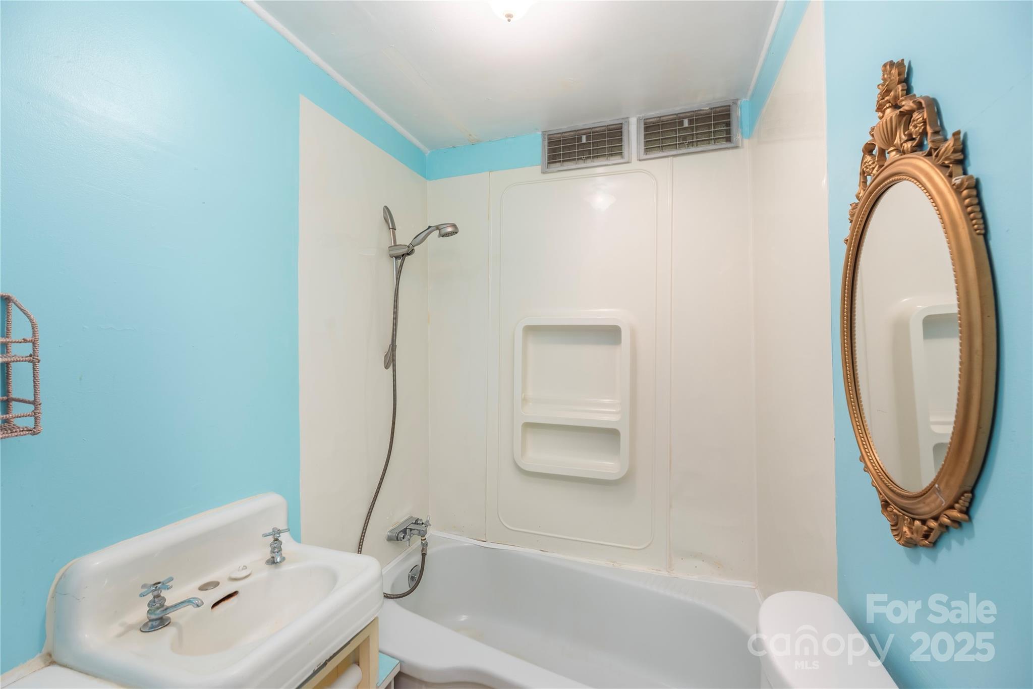 589 Pisgah Drive — Canton