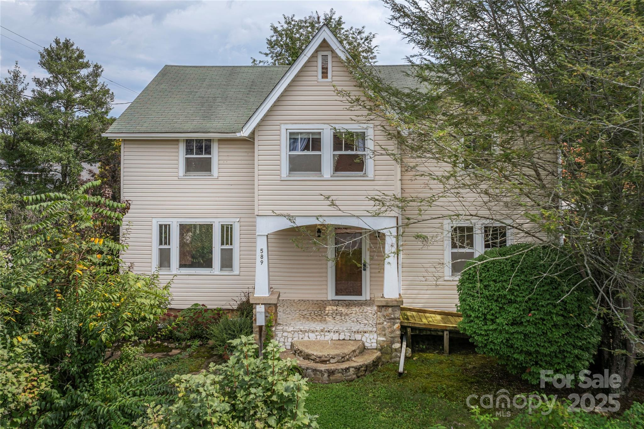 589 Pisgah Drive — Canton