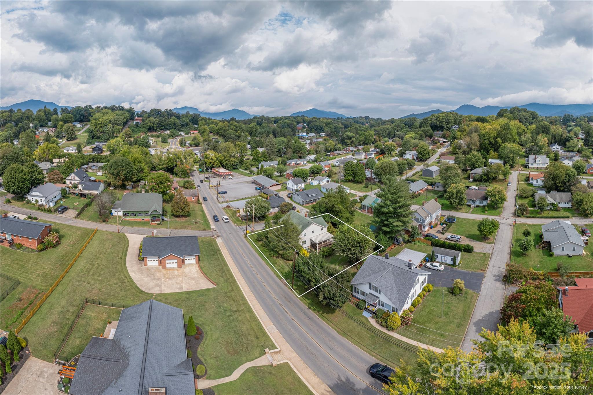 589 Pisgah Drive — Canton
