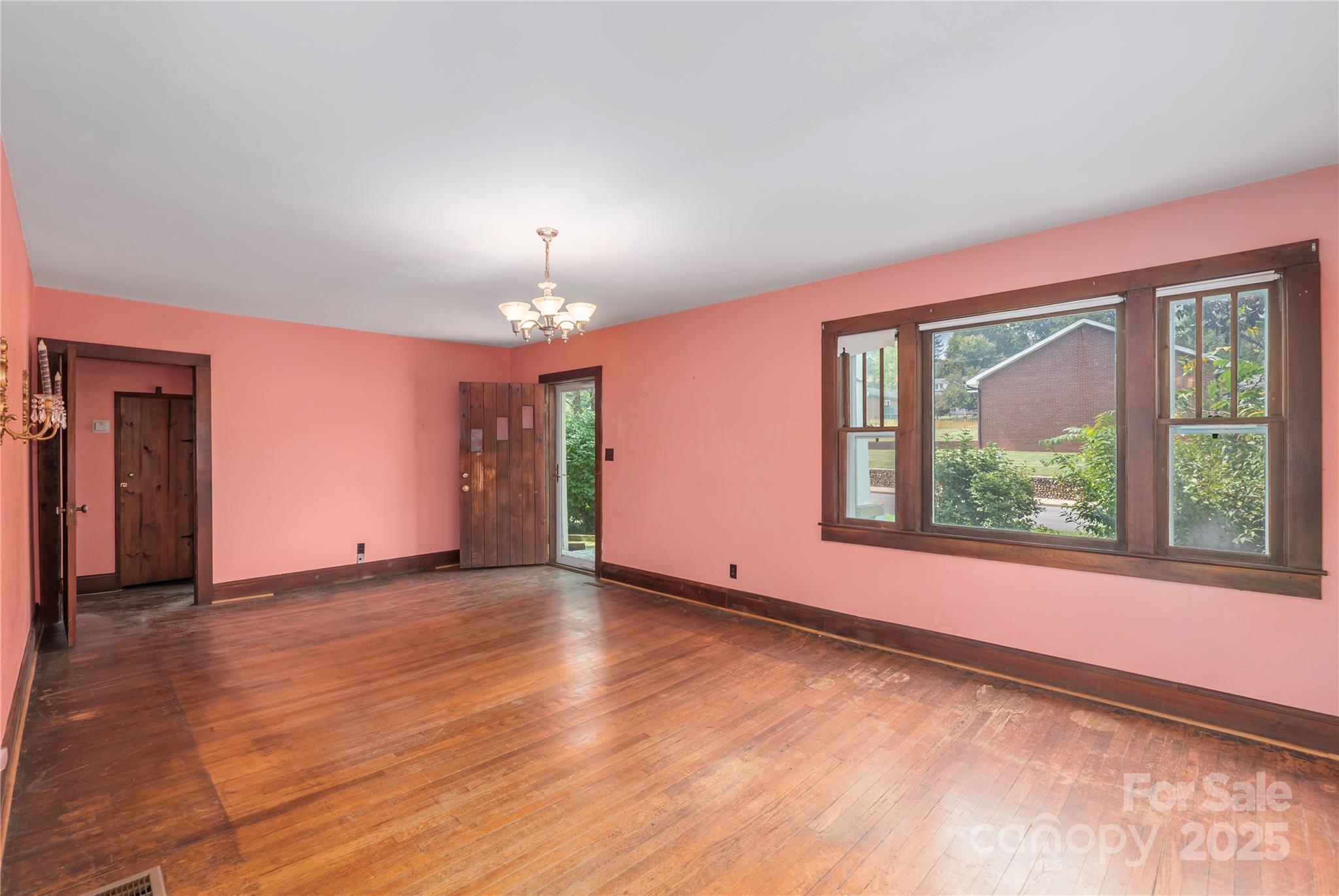 589 Pisgah Drive — Canton