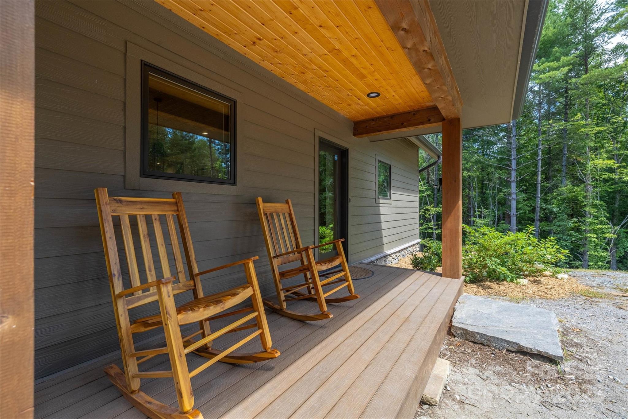 1370 Saylor Way #8 — Nebo
