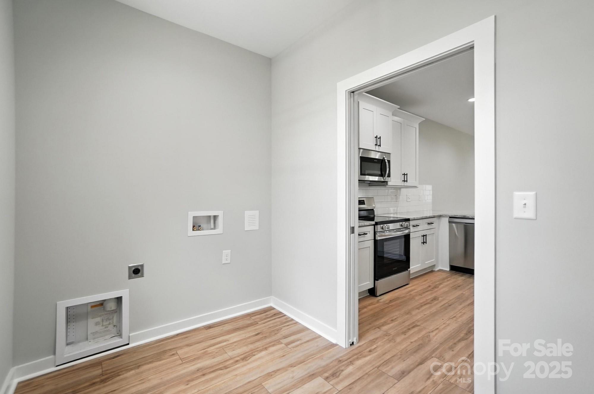 1524 29th Street SE — Hickory
