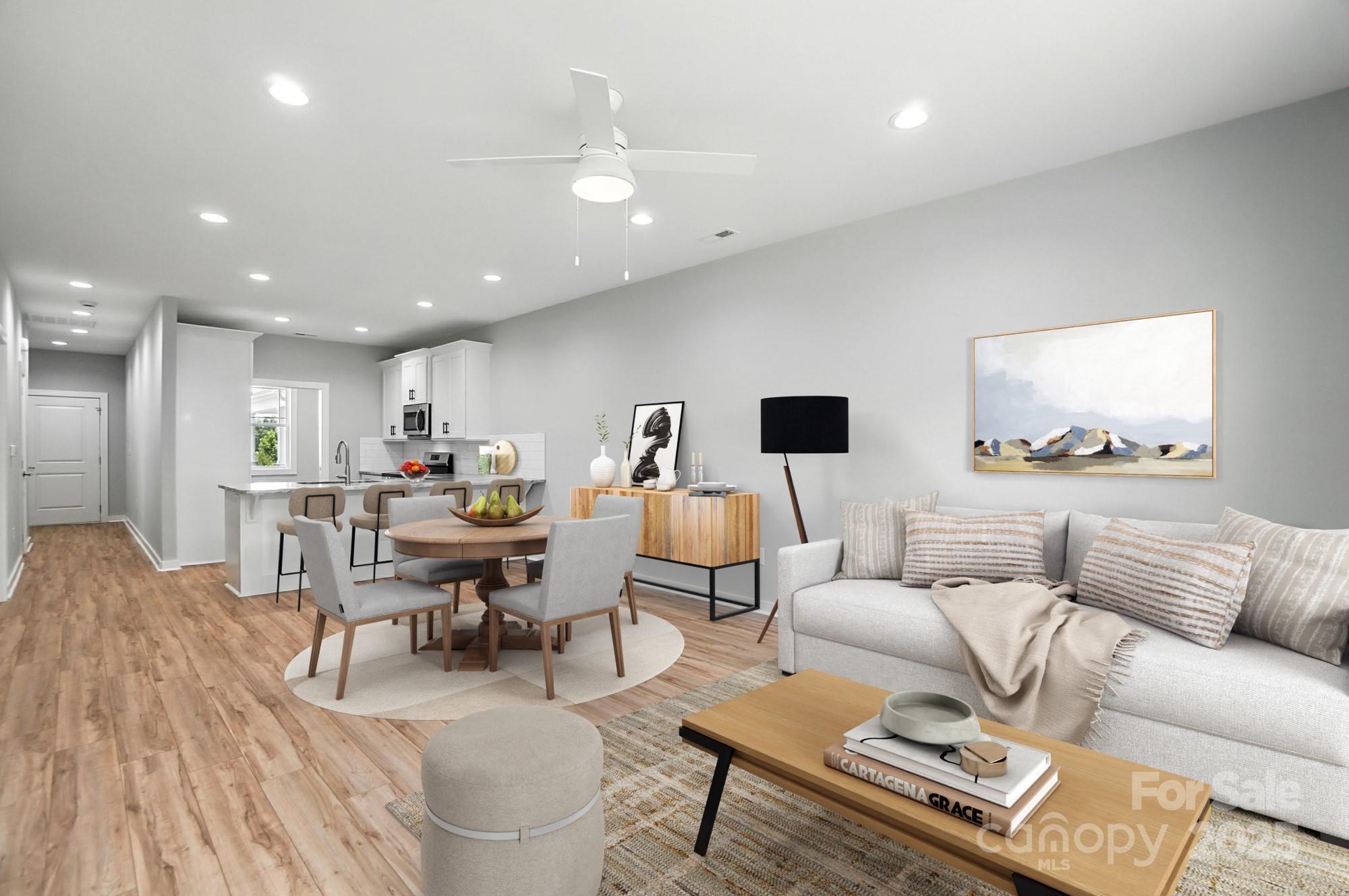 1524 29th Street SE — Hickory
