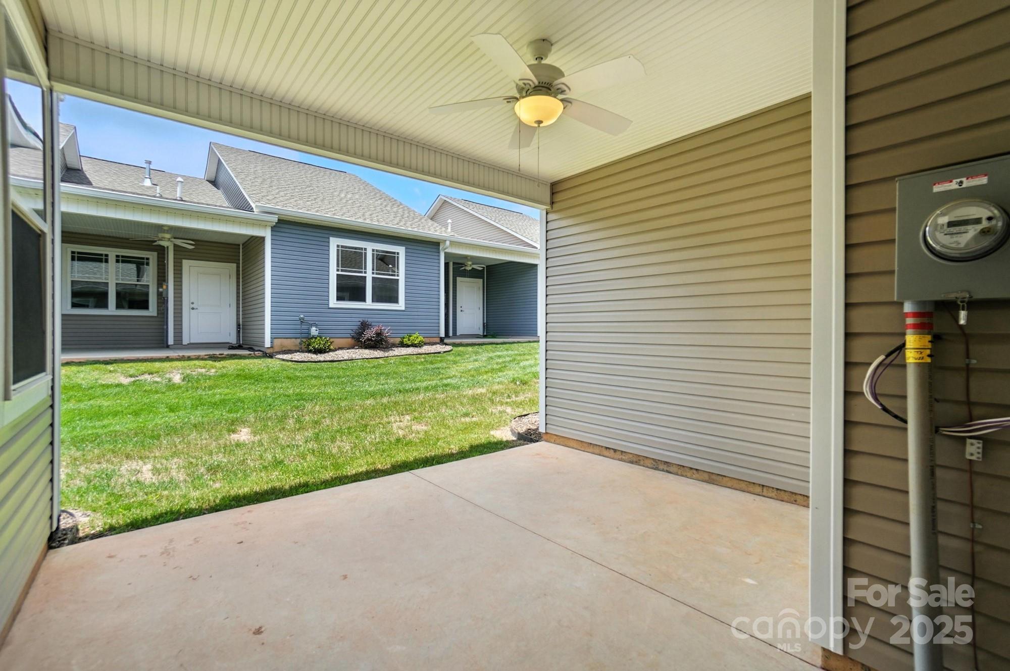 1524 29th Street SE — Hickory