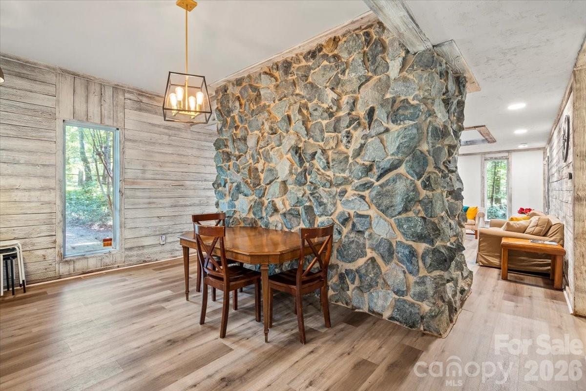 1715 Union Road — Matthews