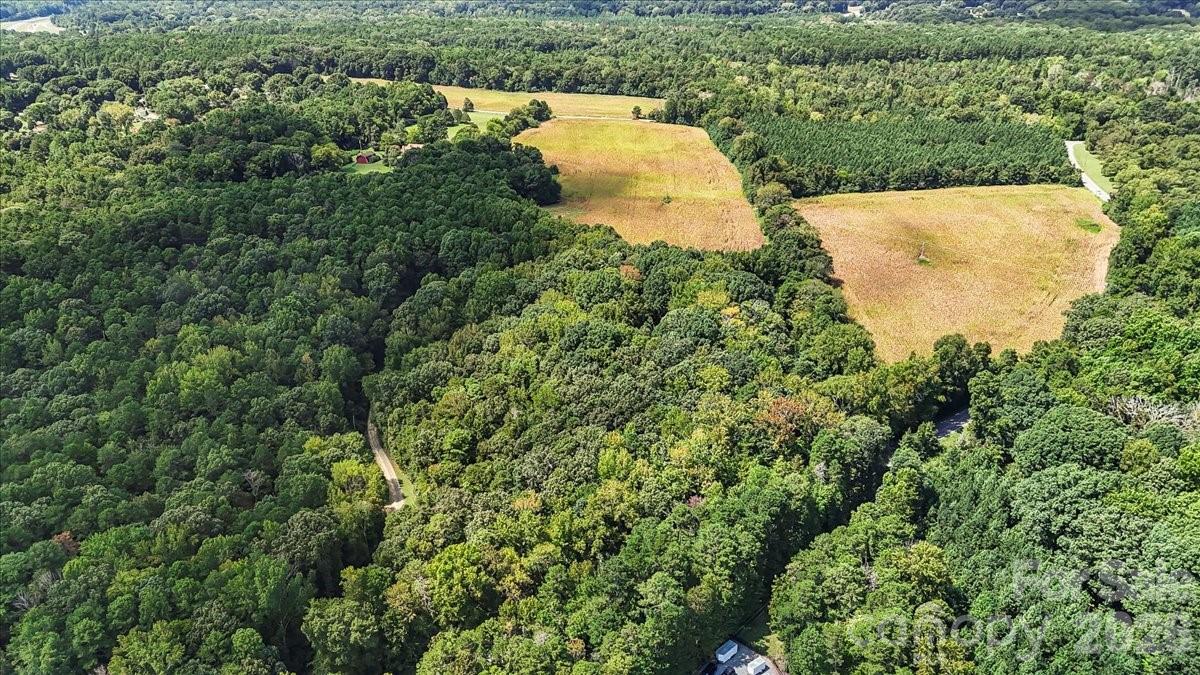 1715 Union Road — Matthews