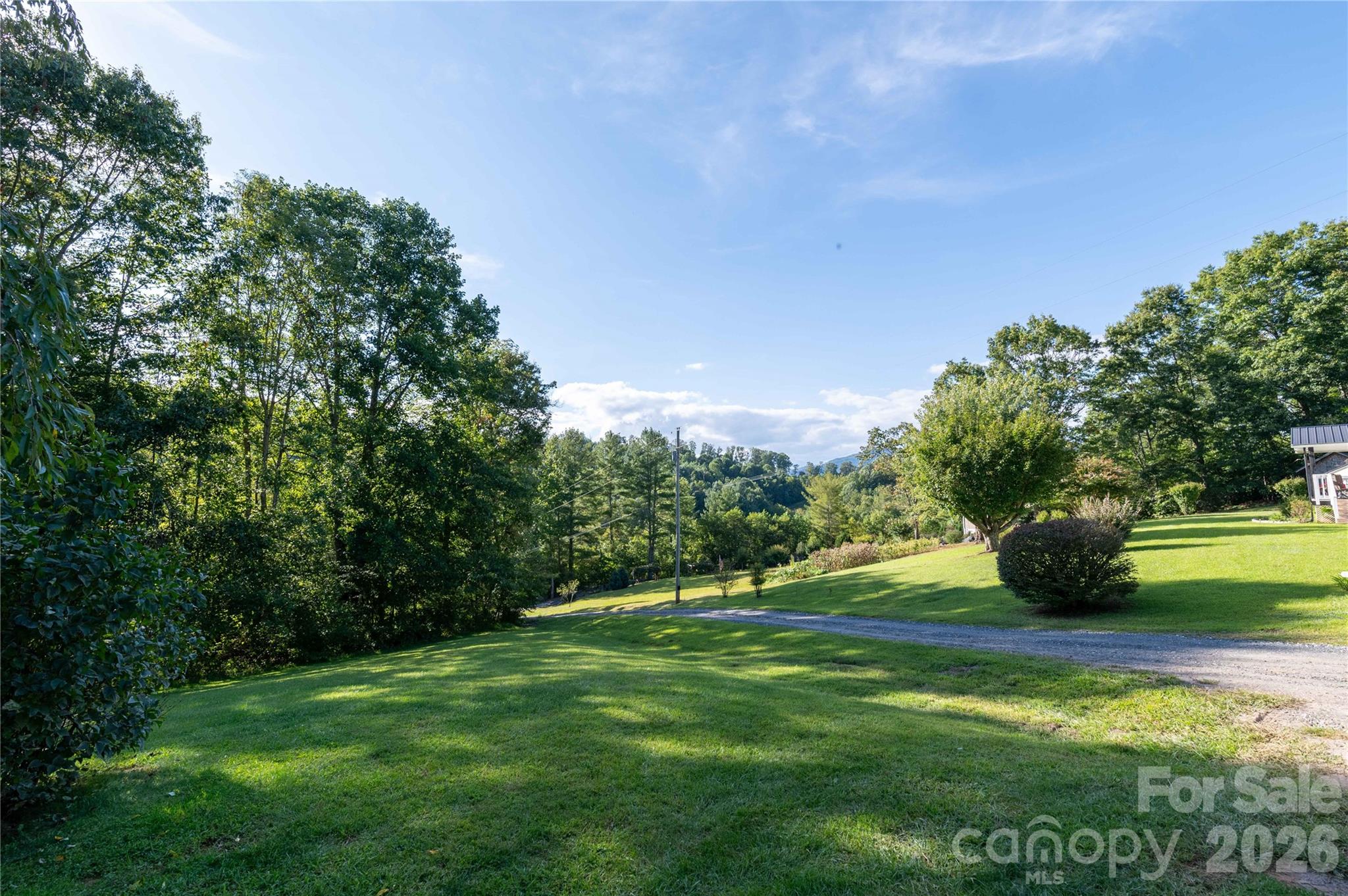 98 Cardinal Lane — Burnsville