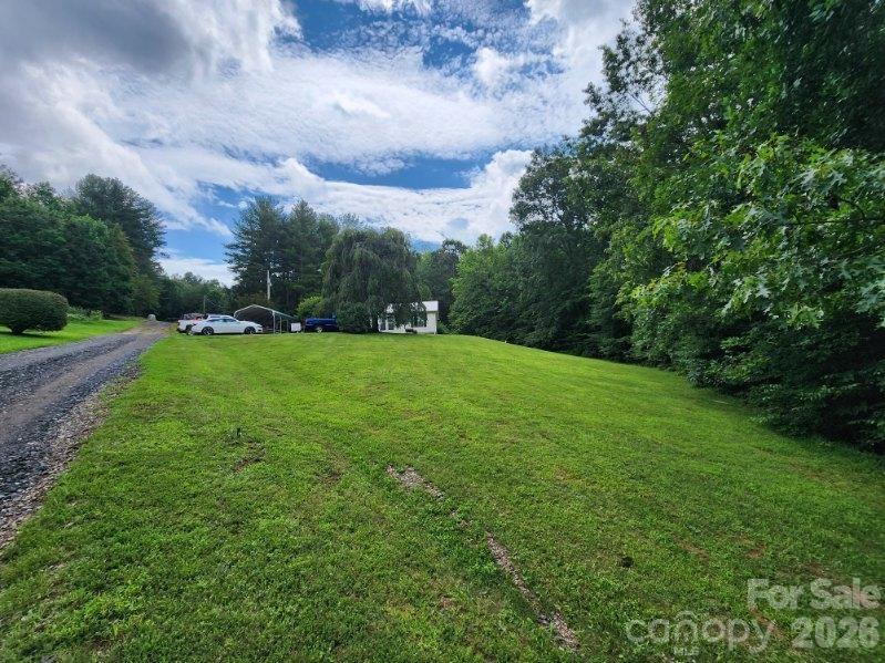 98 Cardinal Lane — Burnsville