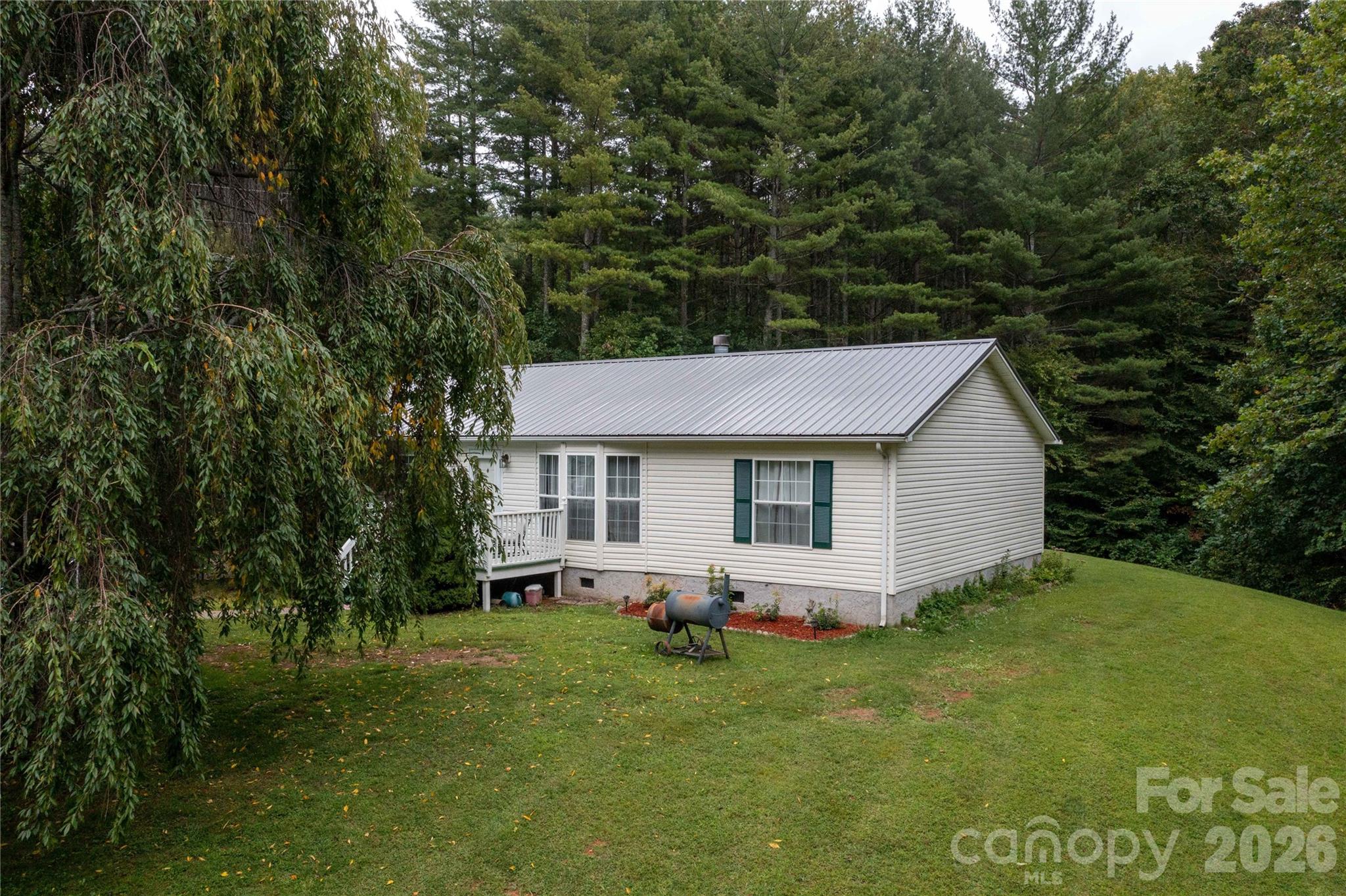 98 Cardinal Lane — Burnsville