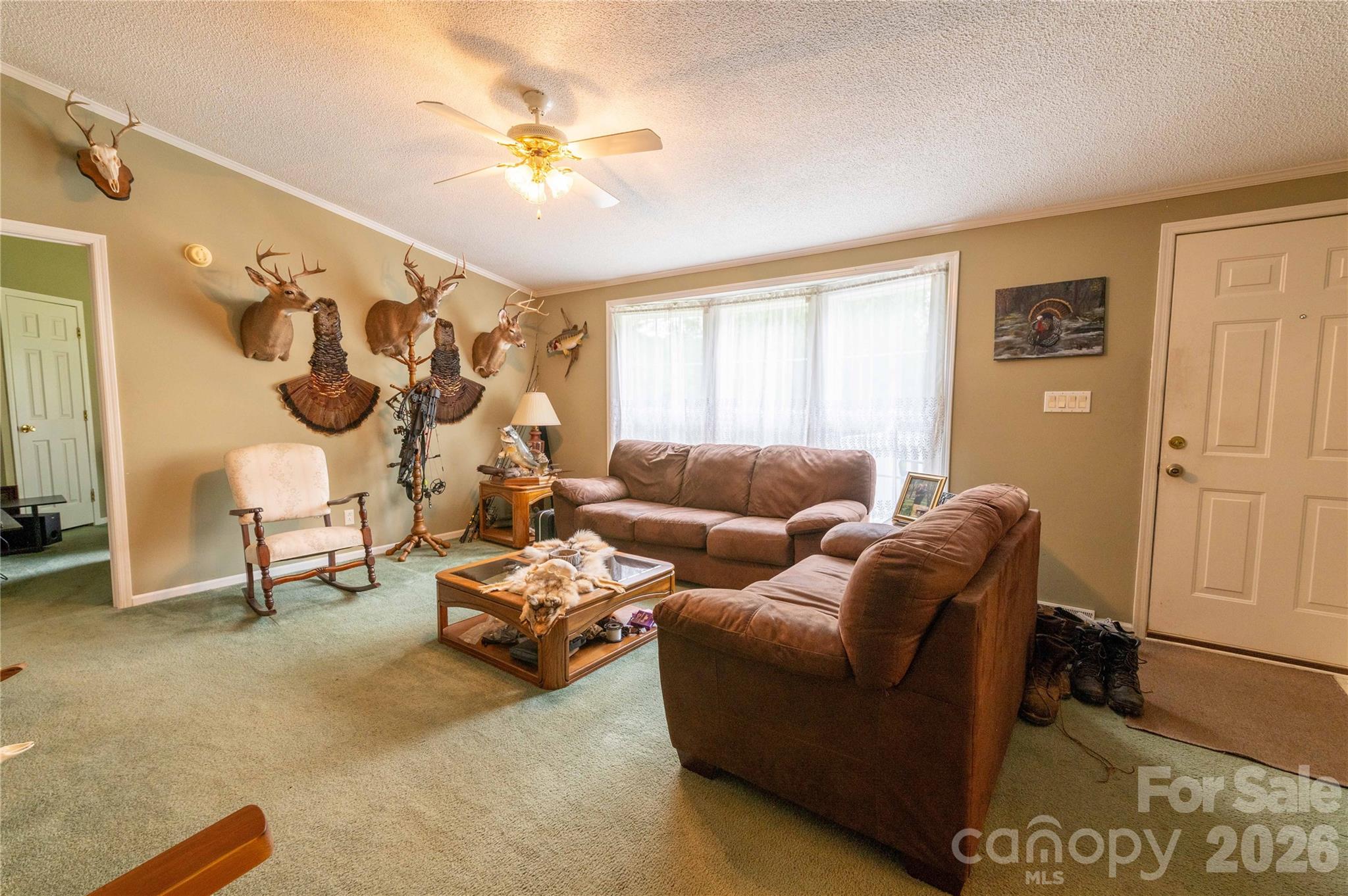 98 Cardinal Lane — Burnsville