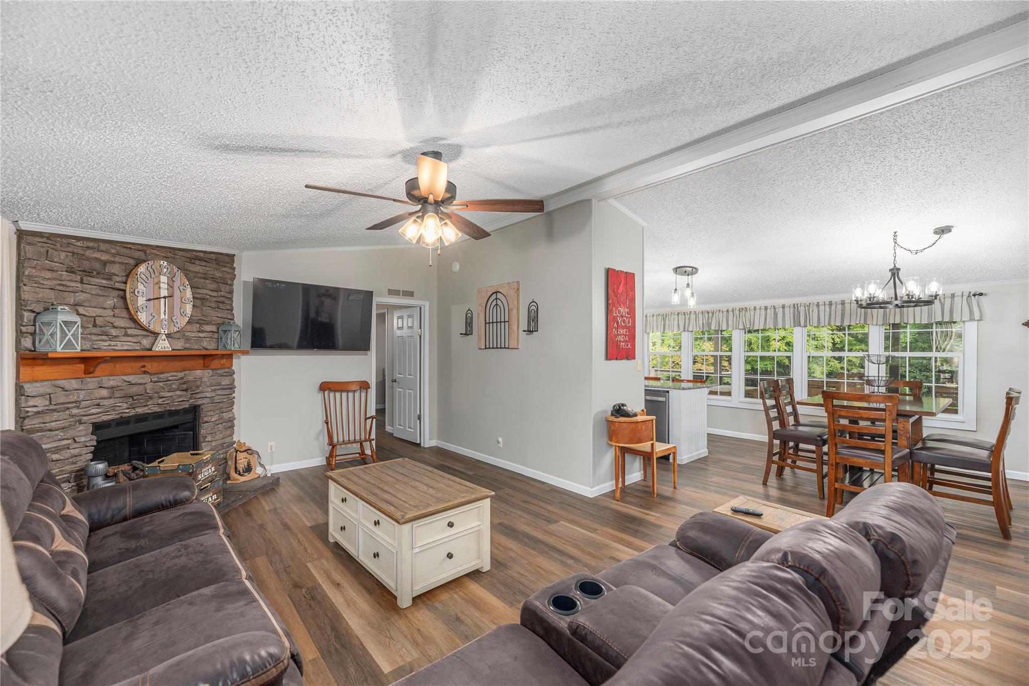 9781 Nc 209 Highway — Hot Springs