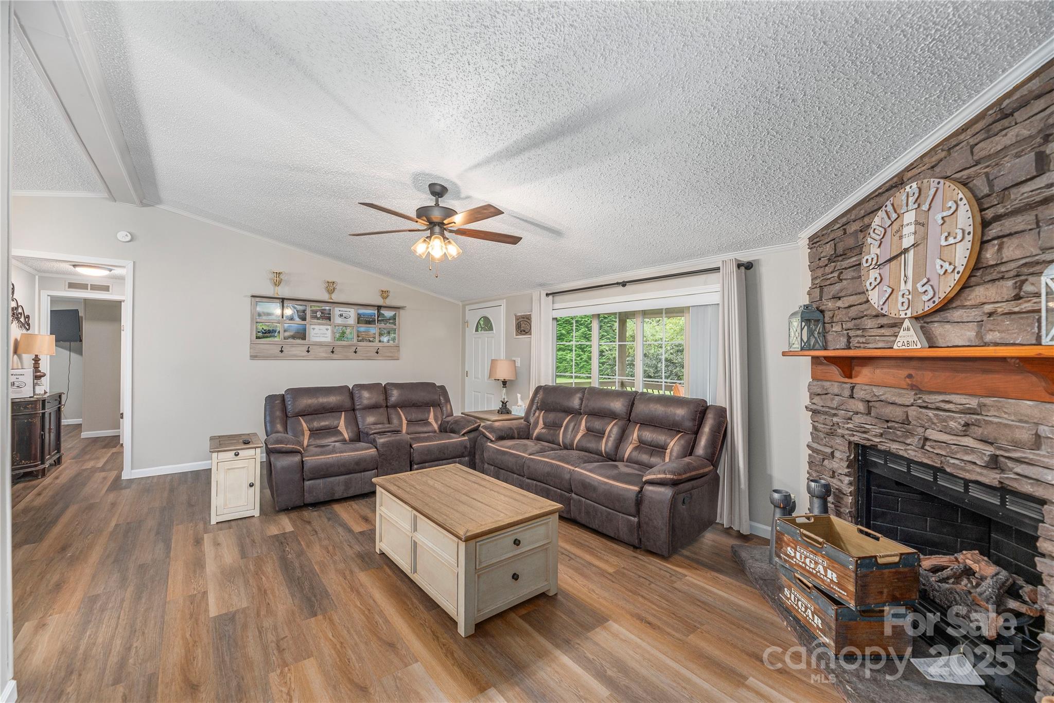 9781 Nc 209 Highway — Hot Springs