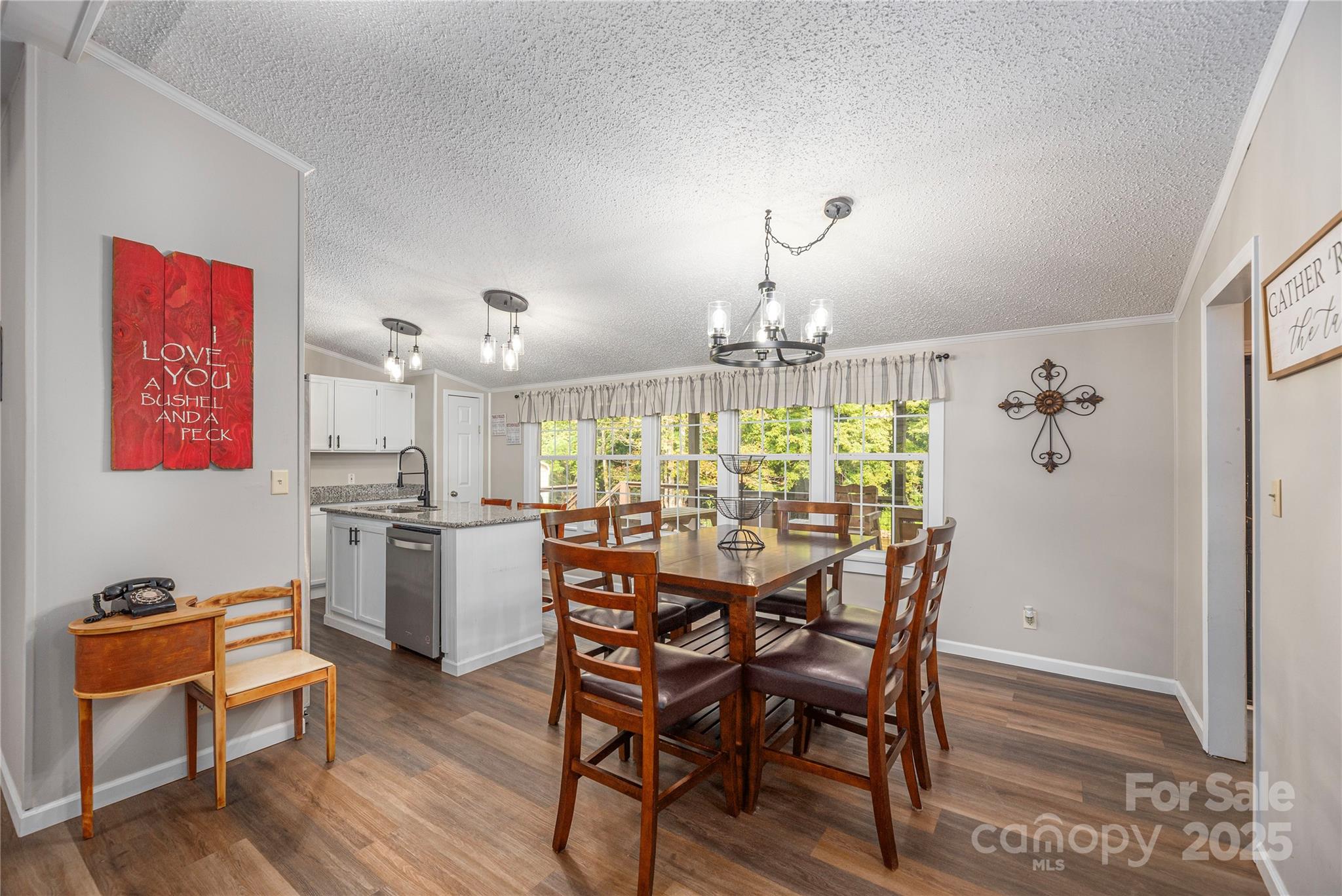 9781 Nc 209 Highway — Hot Springs