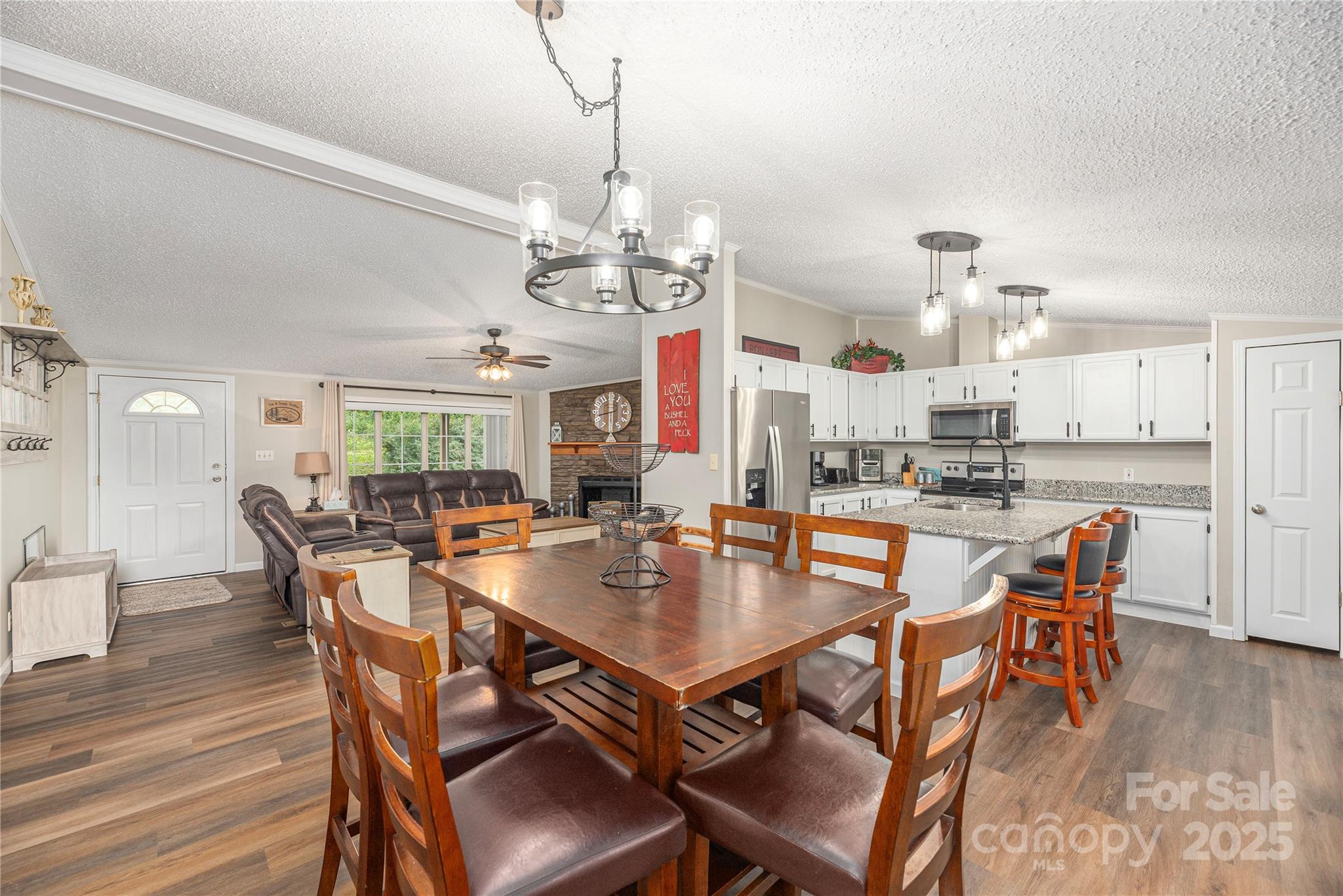 9781 Nc 209 Highway — Hot Springs