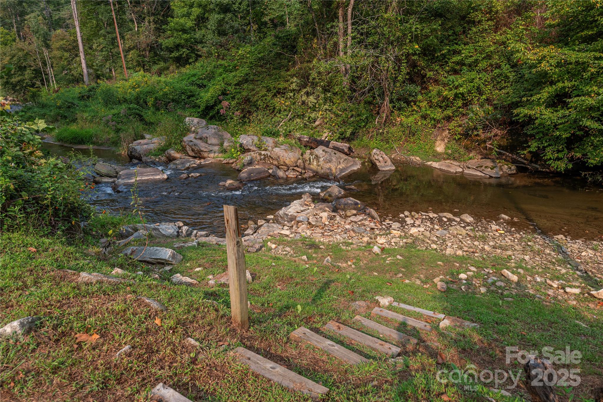 9781 Nc 209 Highway — Hot Springs