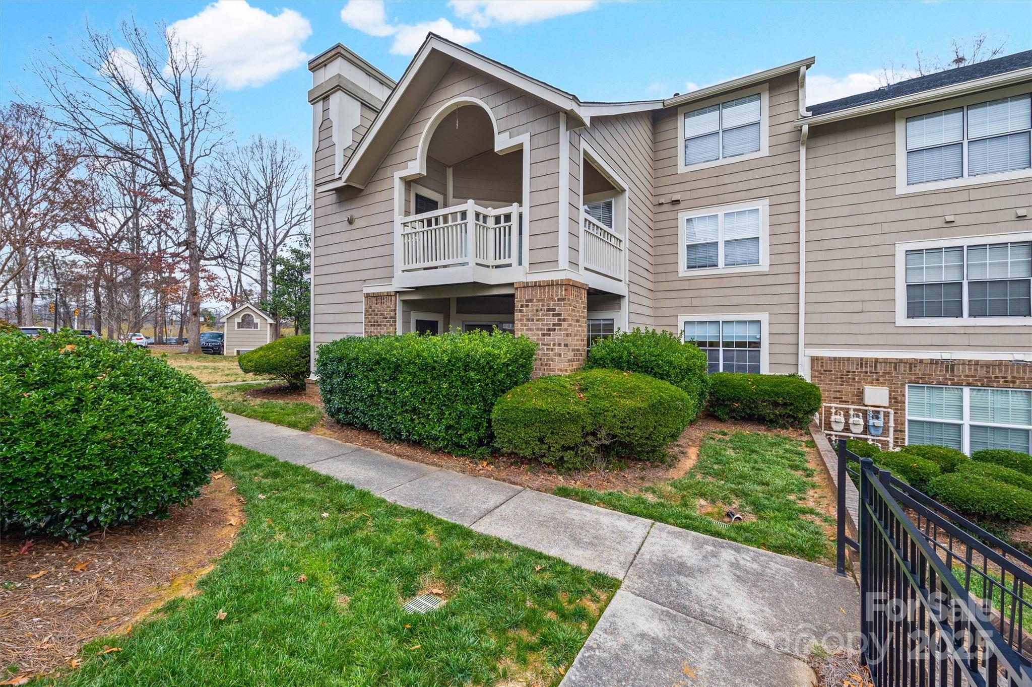 5003 Sharon Road #K — Charlotte