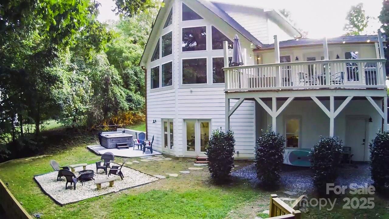 555 Laurel Cove Road — Statesville