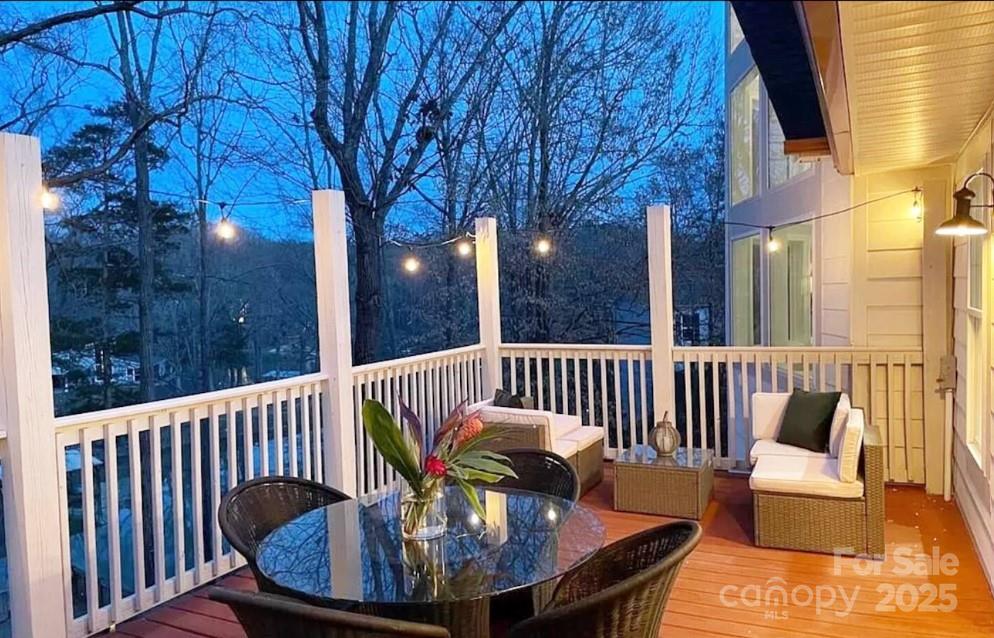 555 Laurel Cove Road — Statesville