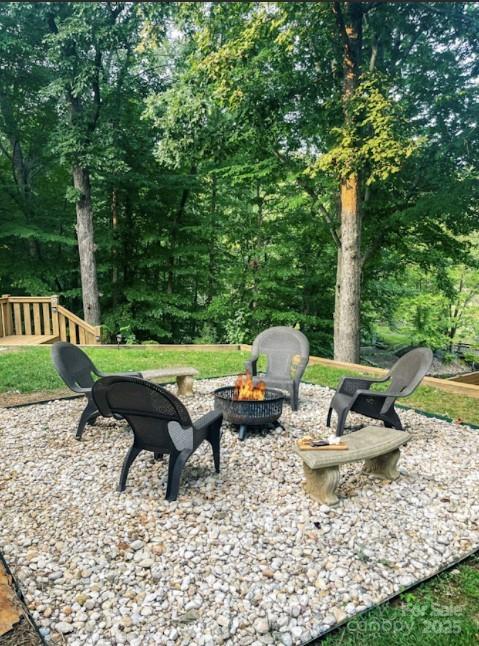 555 Laurel Cove Road — Statesville