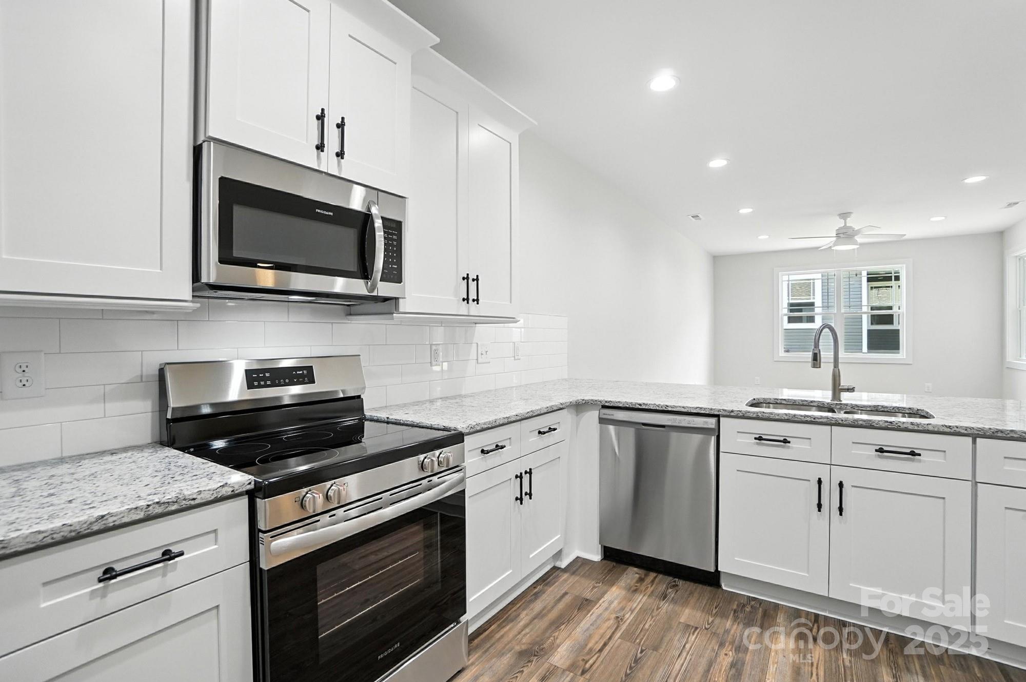 1530 29th Street SE — Hickory