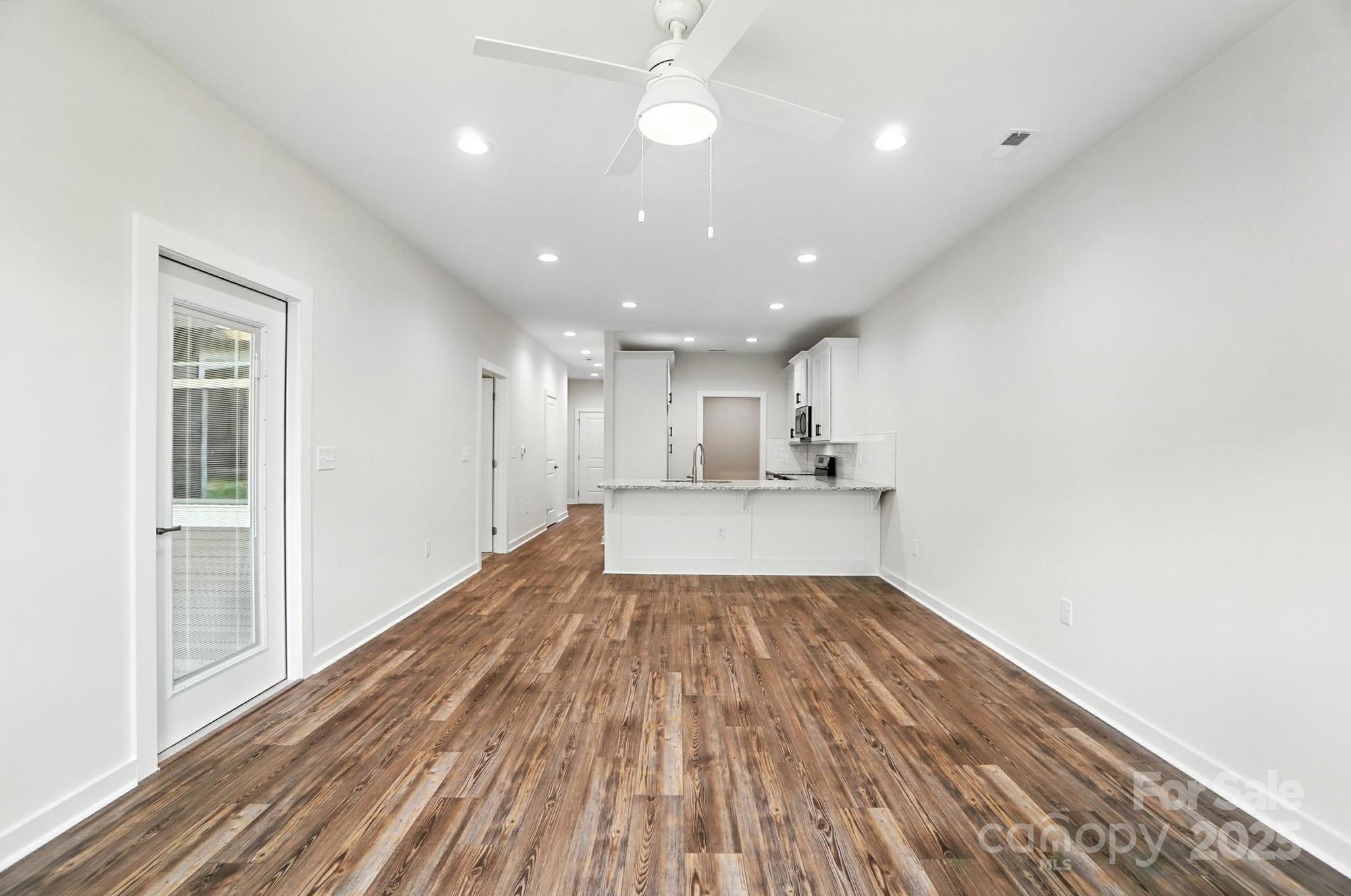 1530 29th Street SE — Hickory