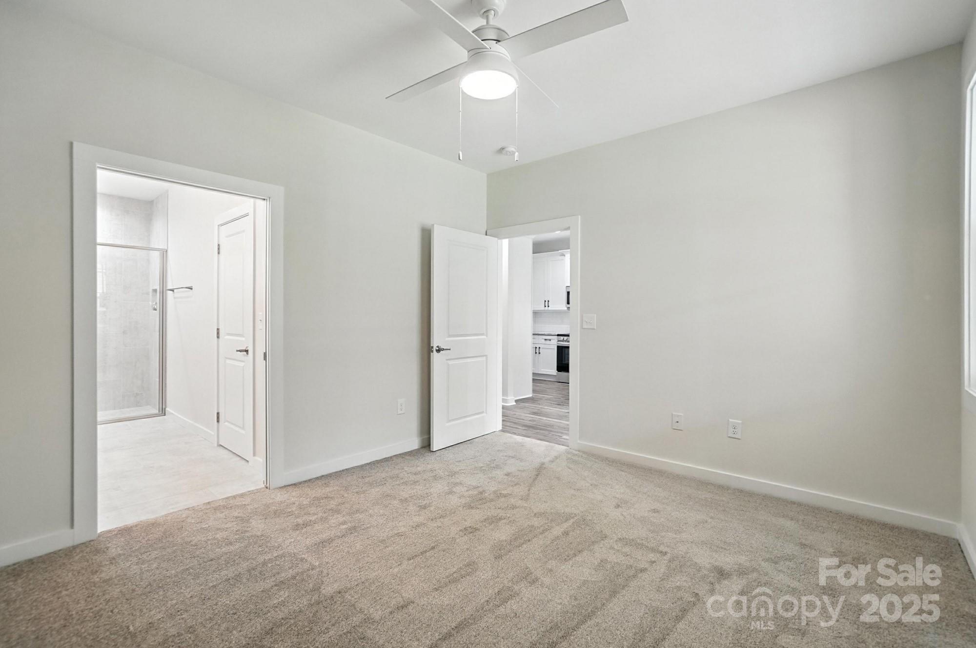 1530 29th Street SE — Hickory