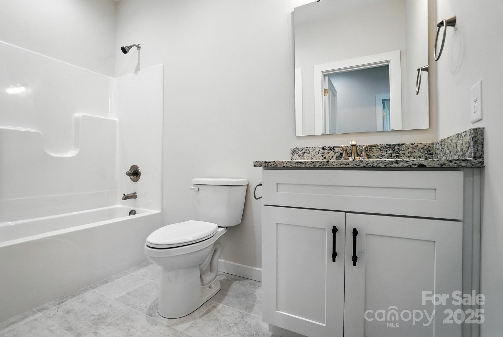 1530 29th Street SE — Hickory