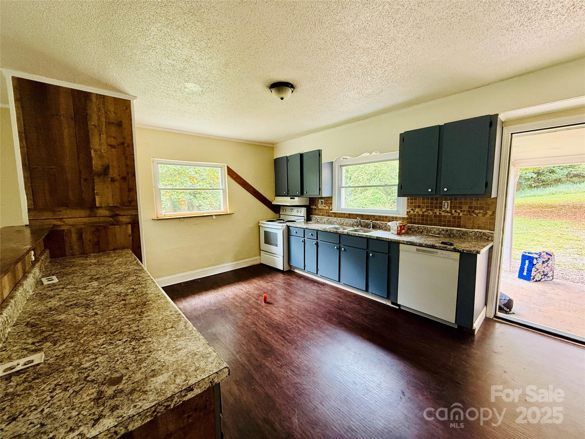126 Penguin Lane — Statesville