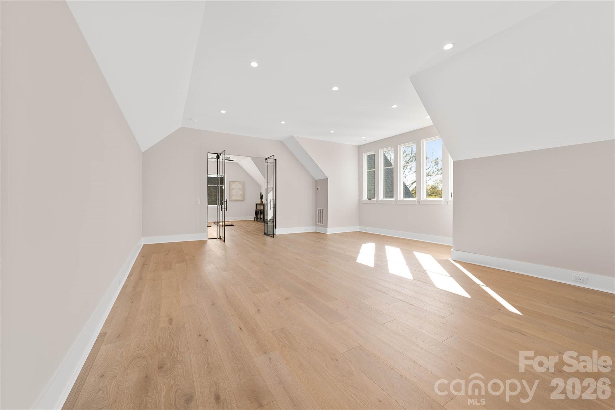 216 Walnut Street — Davidson