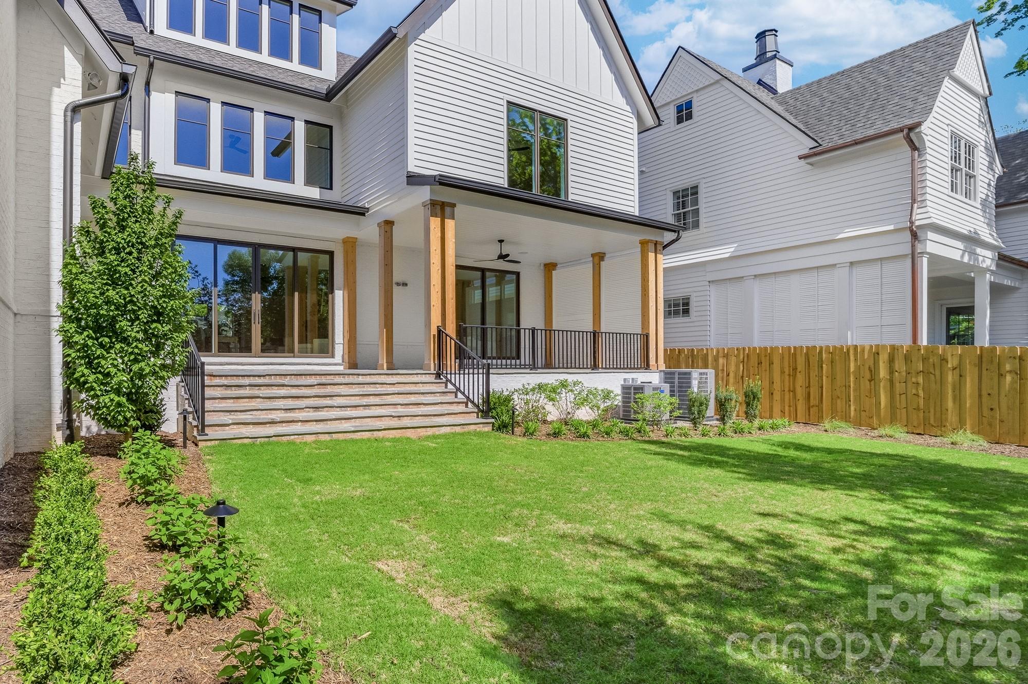 216 Walnut Street — Davidson