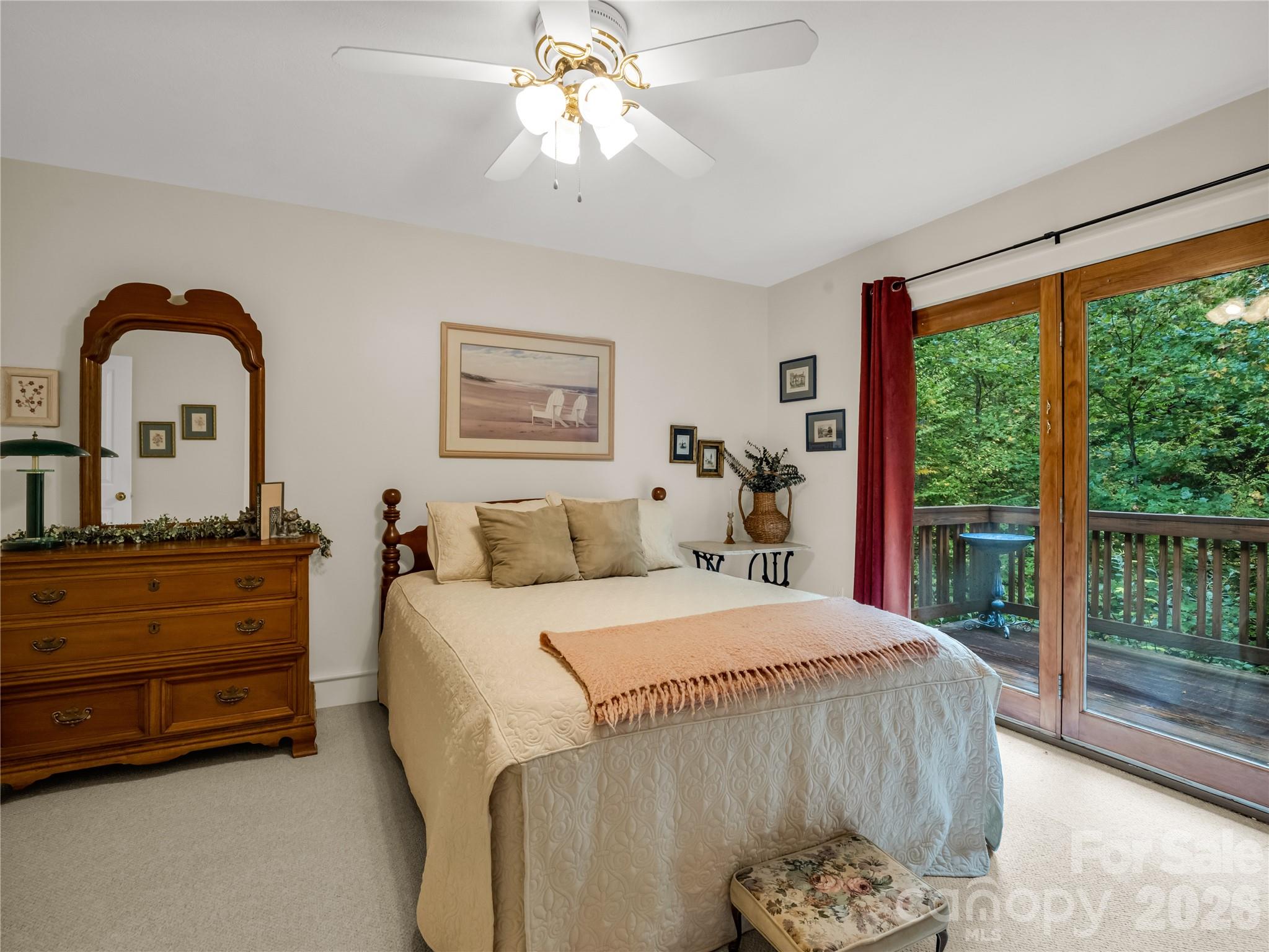142 Winterview Trail — Hendersonville
