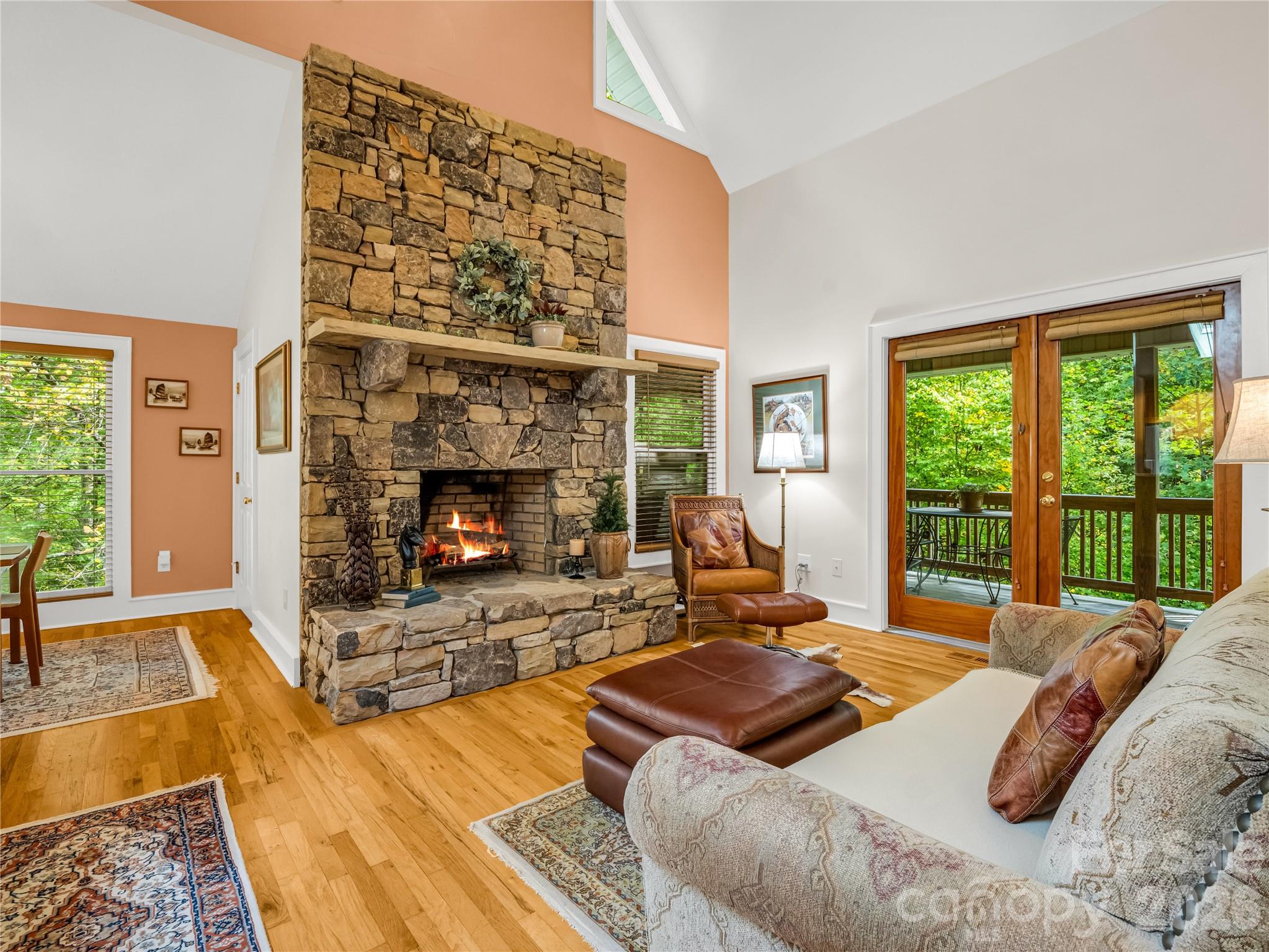142 Winterview Trail — Hendersonville