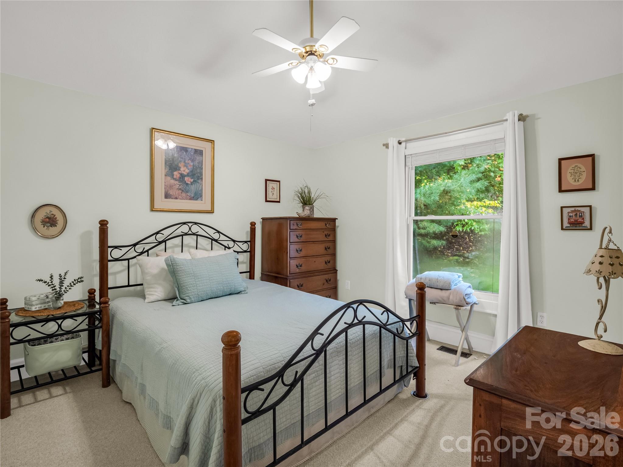 142 Winterview Trail — Hendersonville