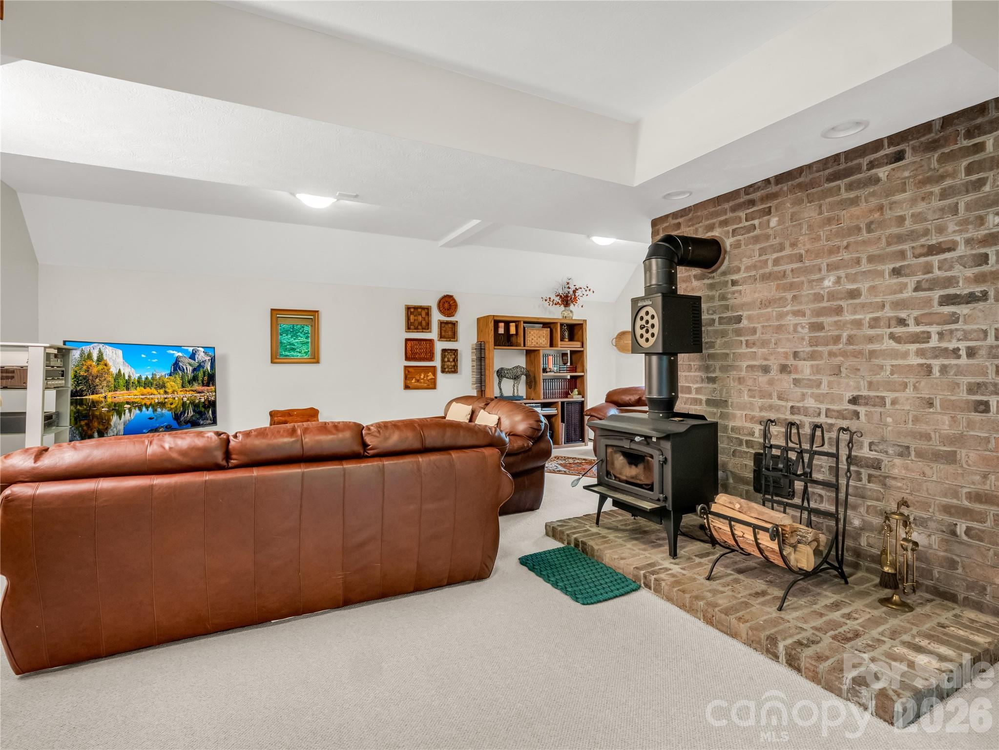 142 Winterview Trail — Hendersonville