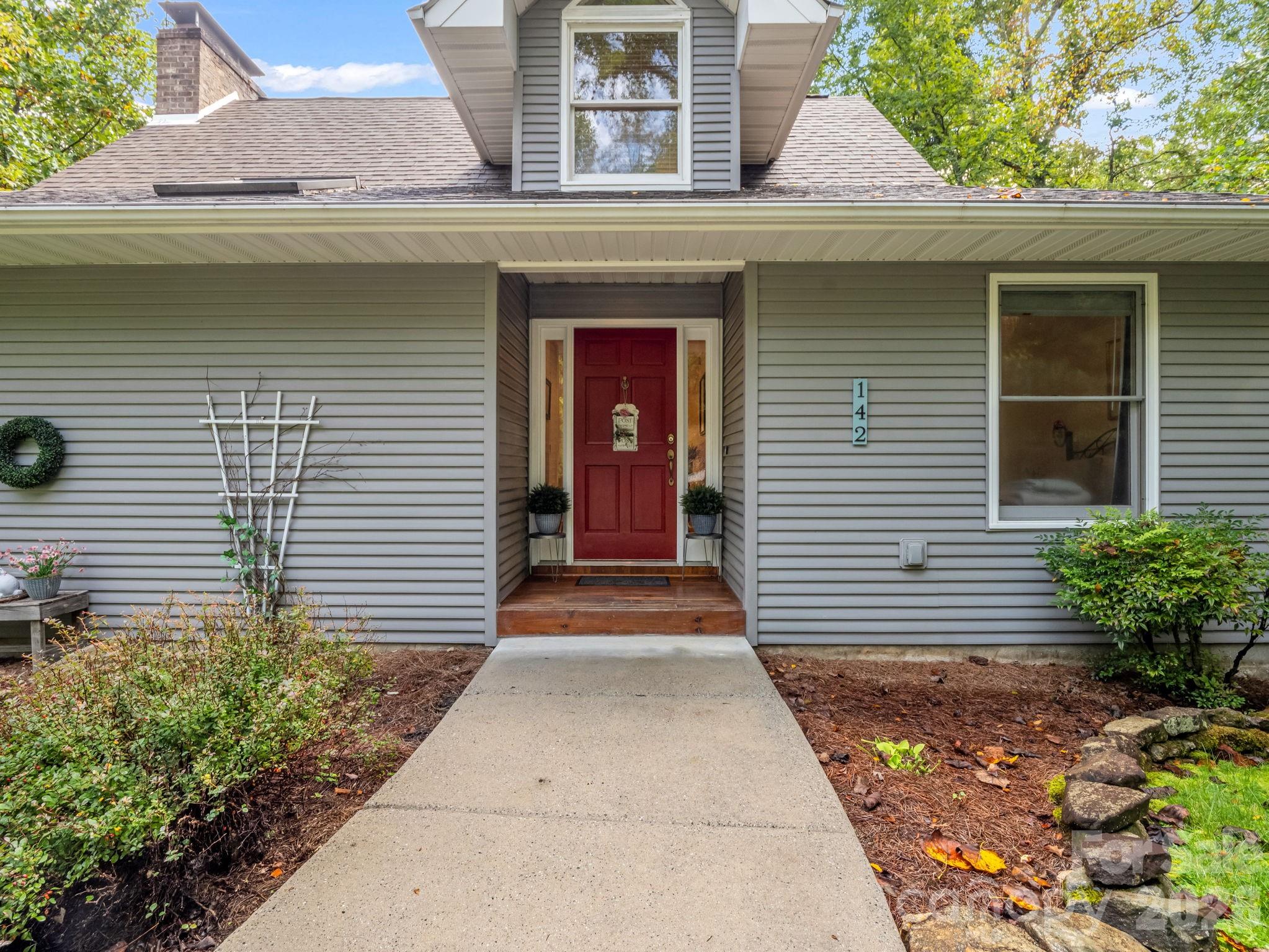 142 Winterview Trail — Hendersonville