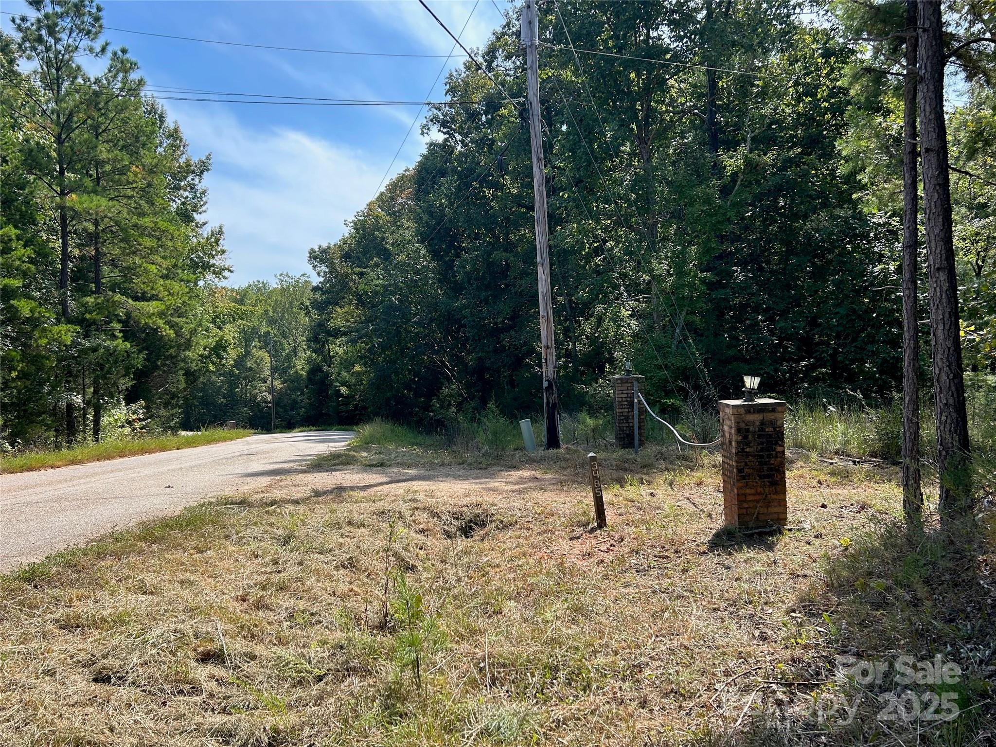 3485 Cedar Circle Road — Lancaster