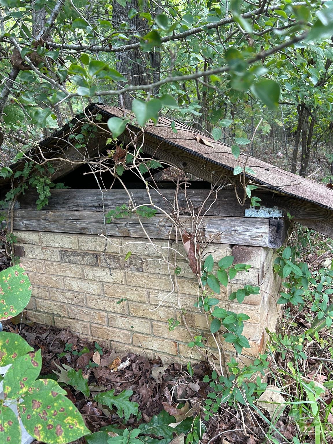3485 Cedar Circle Road — Lancaster