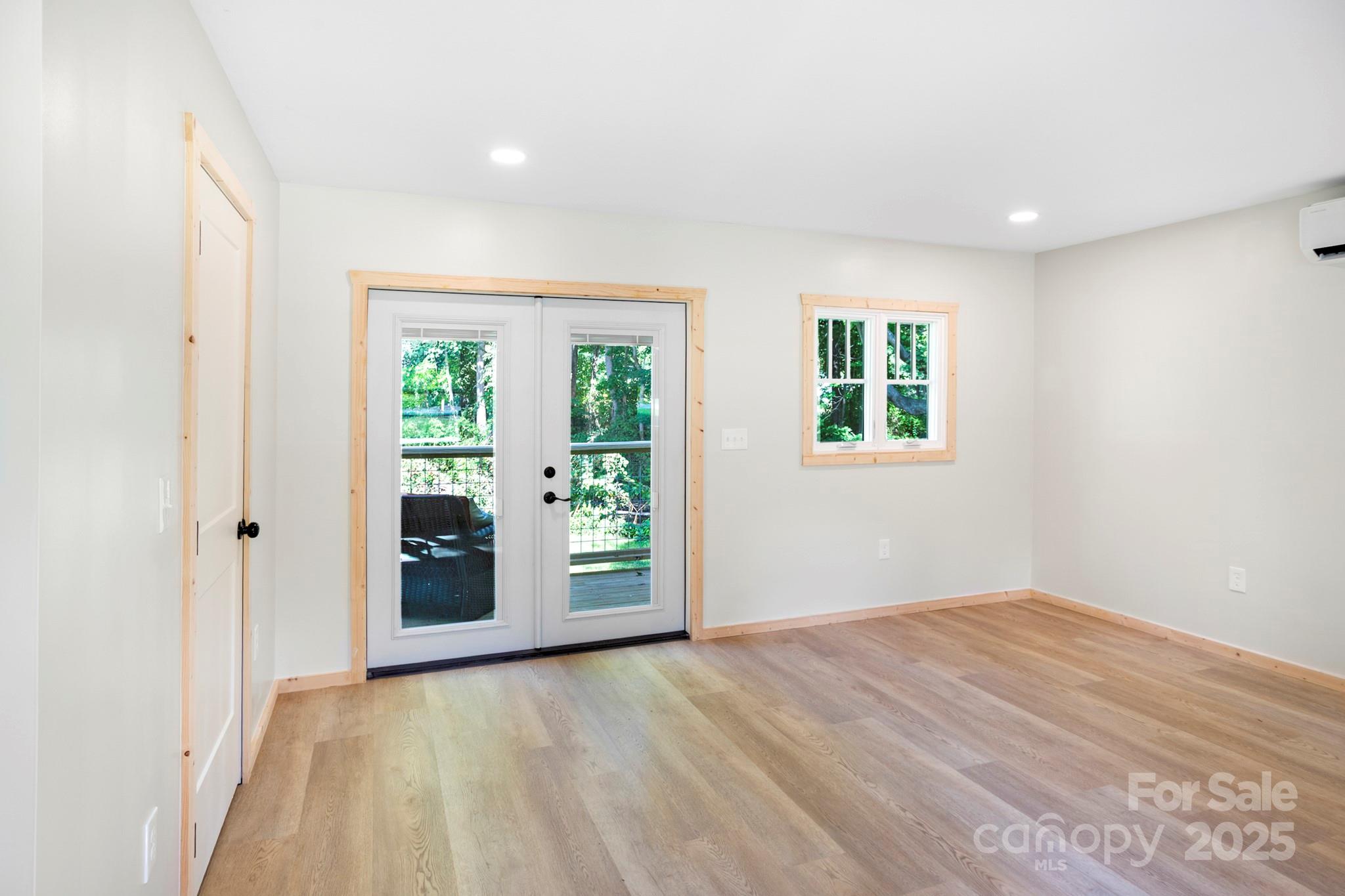 1808 Allens Creek Road — Waynesville
