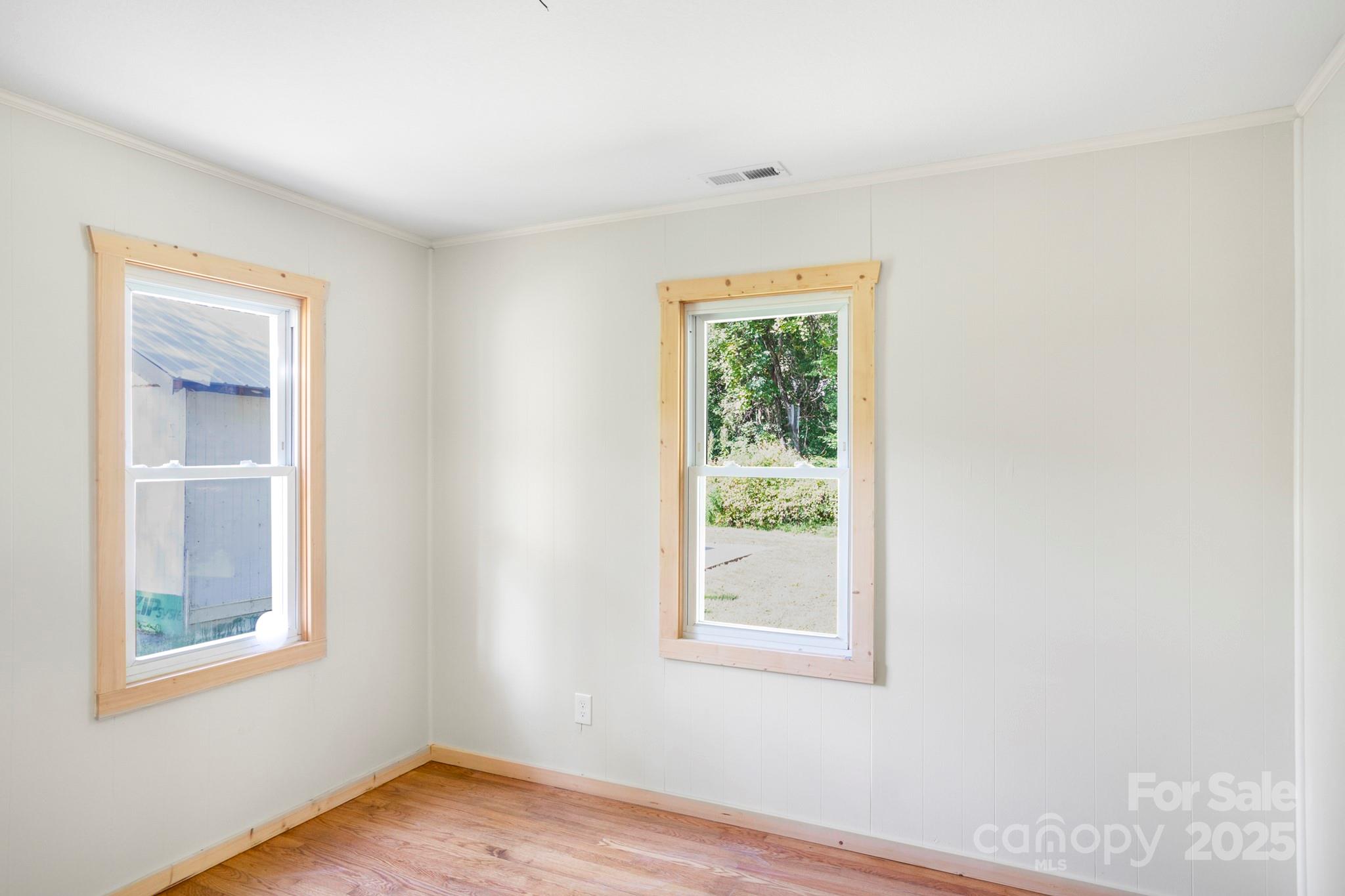 1808 Allens Creek Road — Waynesville