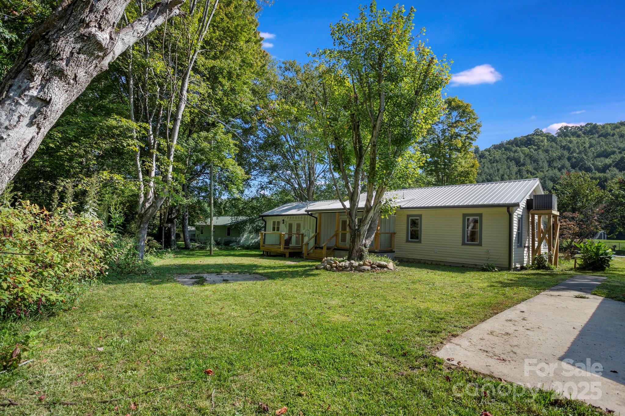 1808 Allens Creek Road — Waynesville