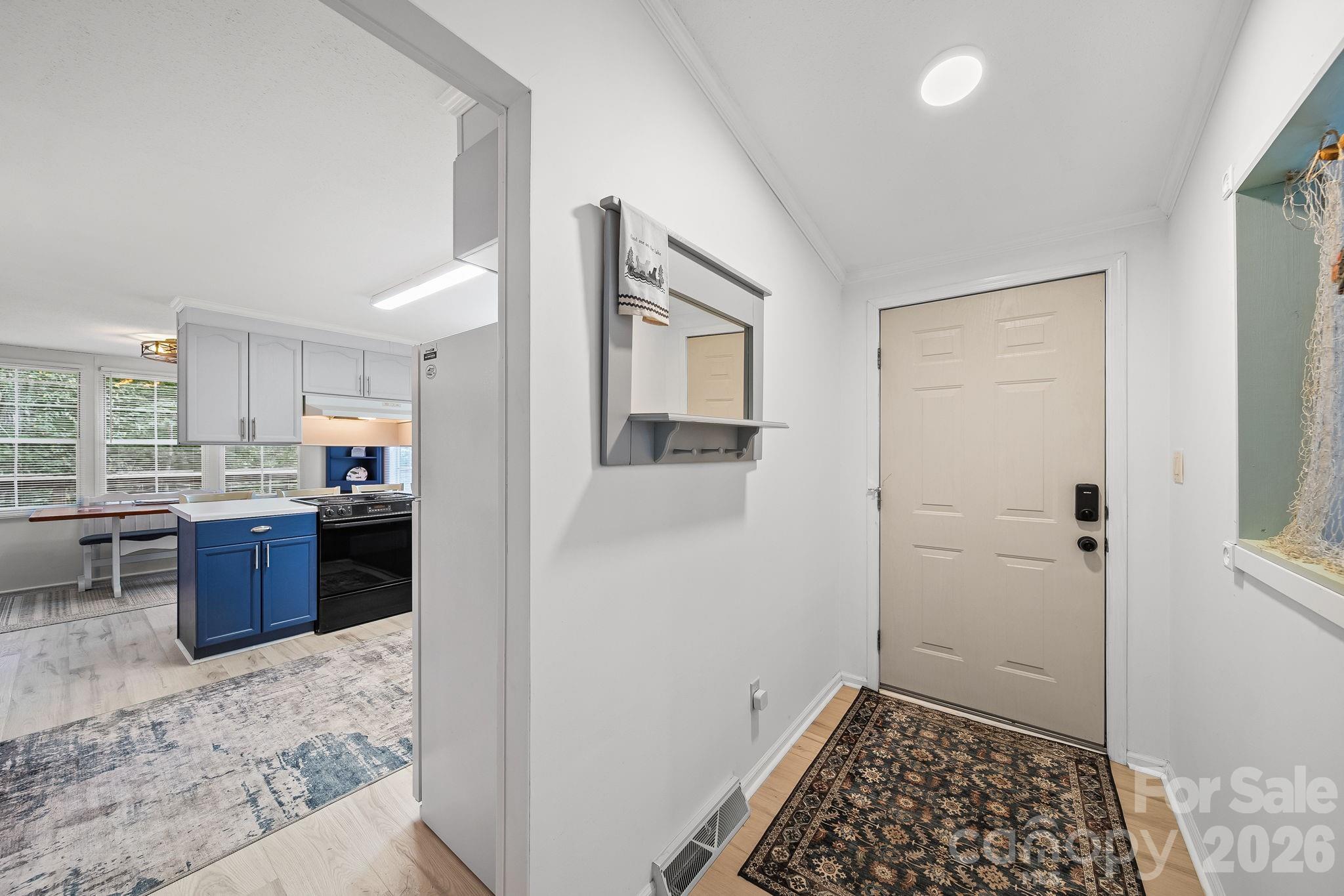 1135 Pinehaven Drive — New London