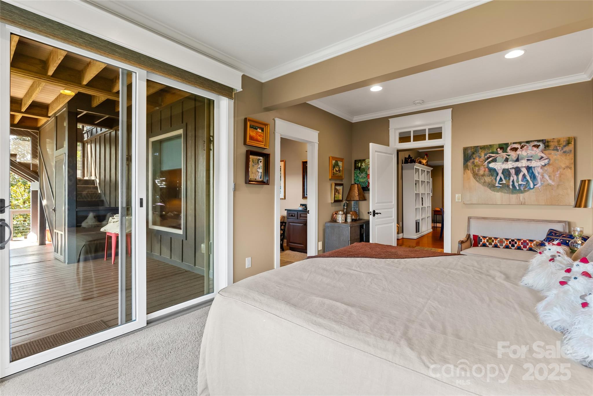 159 Alta Circle — Hendersonville