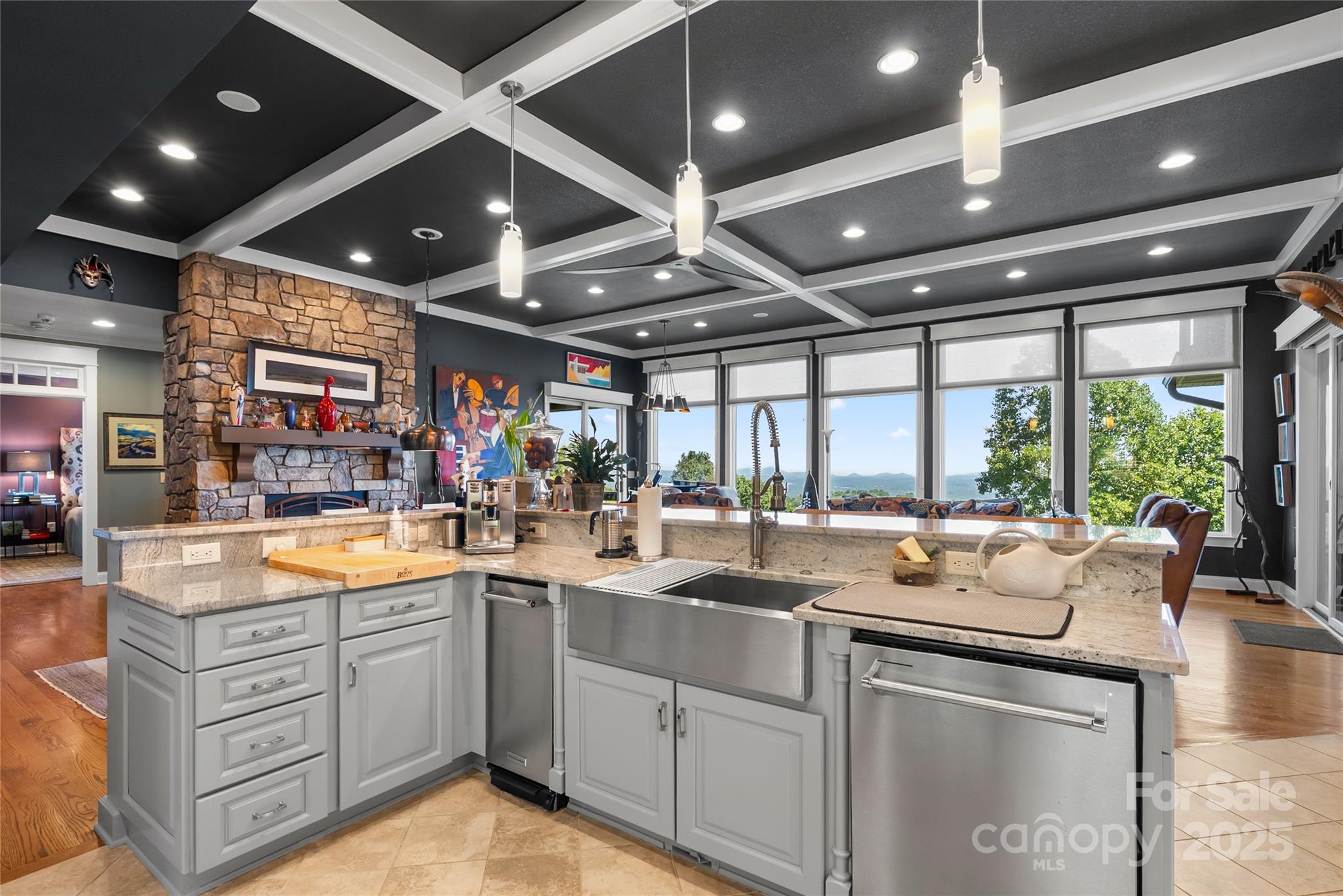 159 Alta Circle — Hendersonville