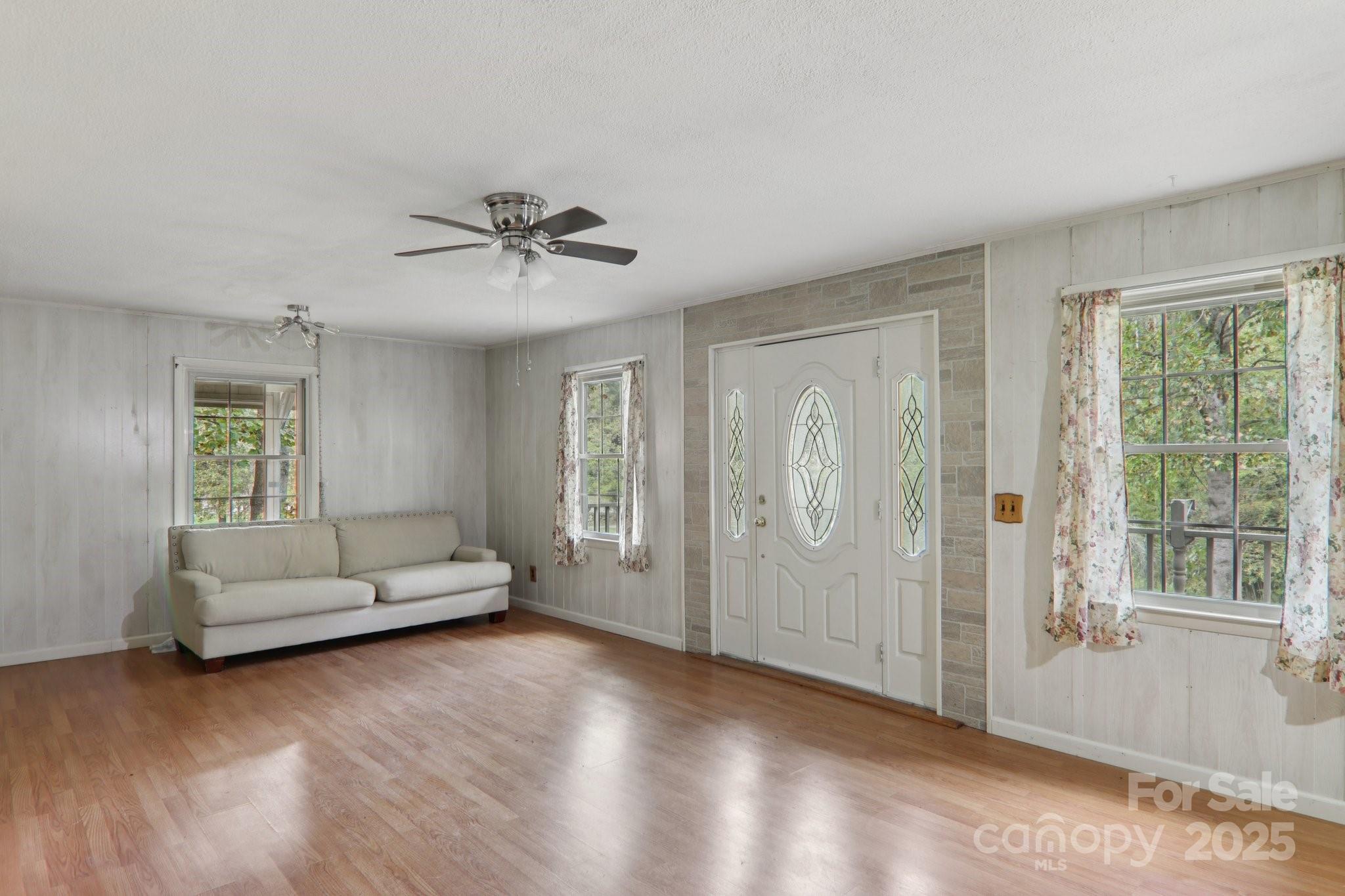 190 Turkey Creek Road — Clyde
