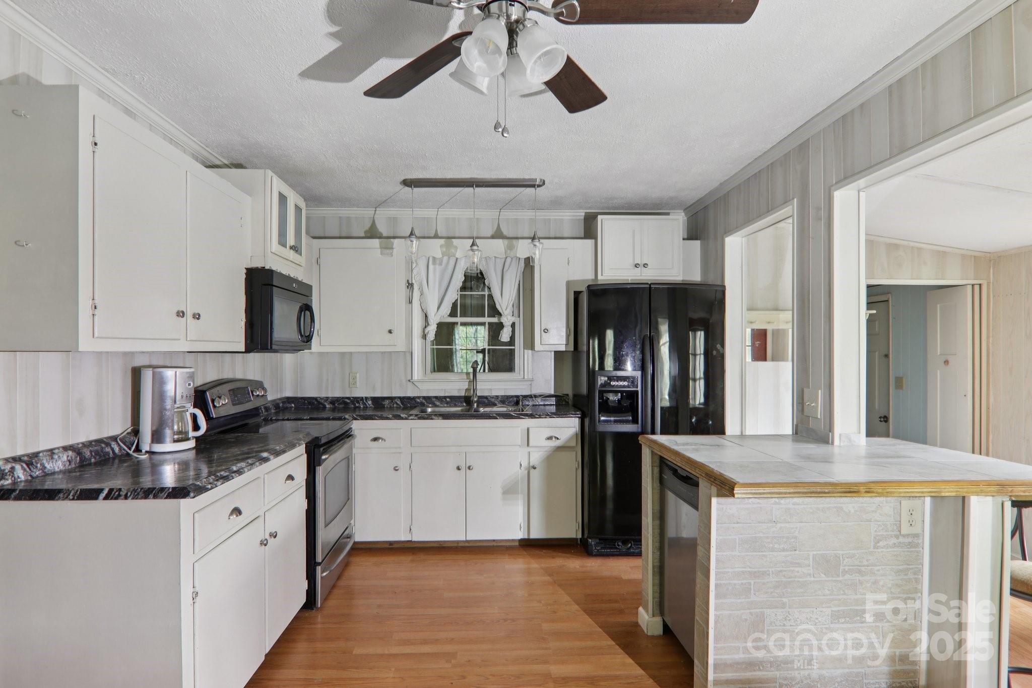 190 Turkey Creek Road — Clyde