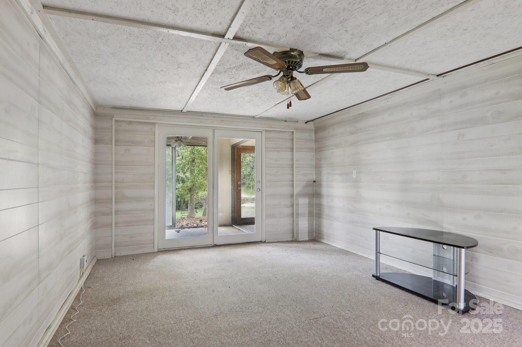 190 Turkey Creek Road — Clyde