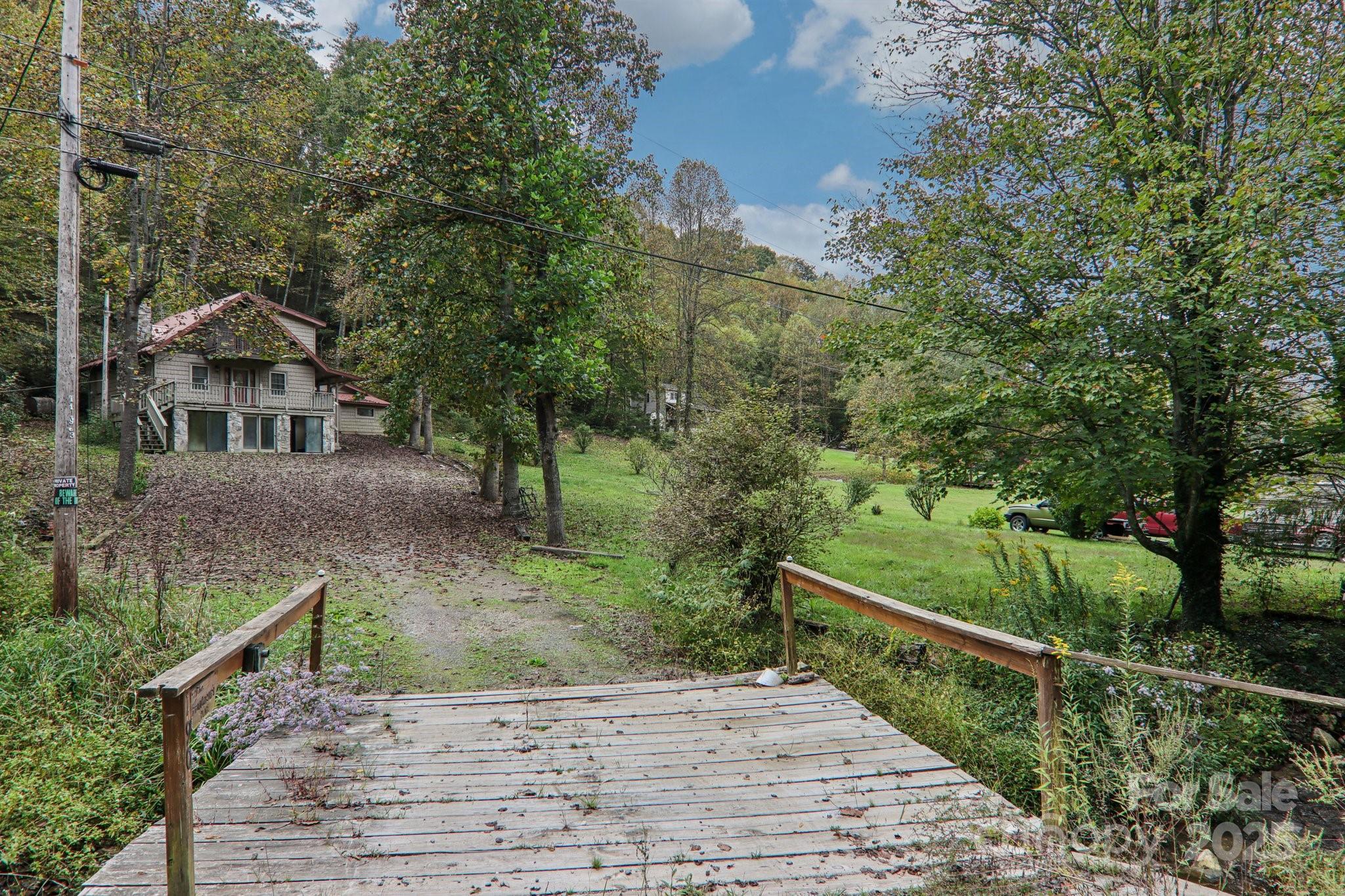 190 Turkey Creek Road — Clyde