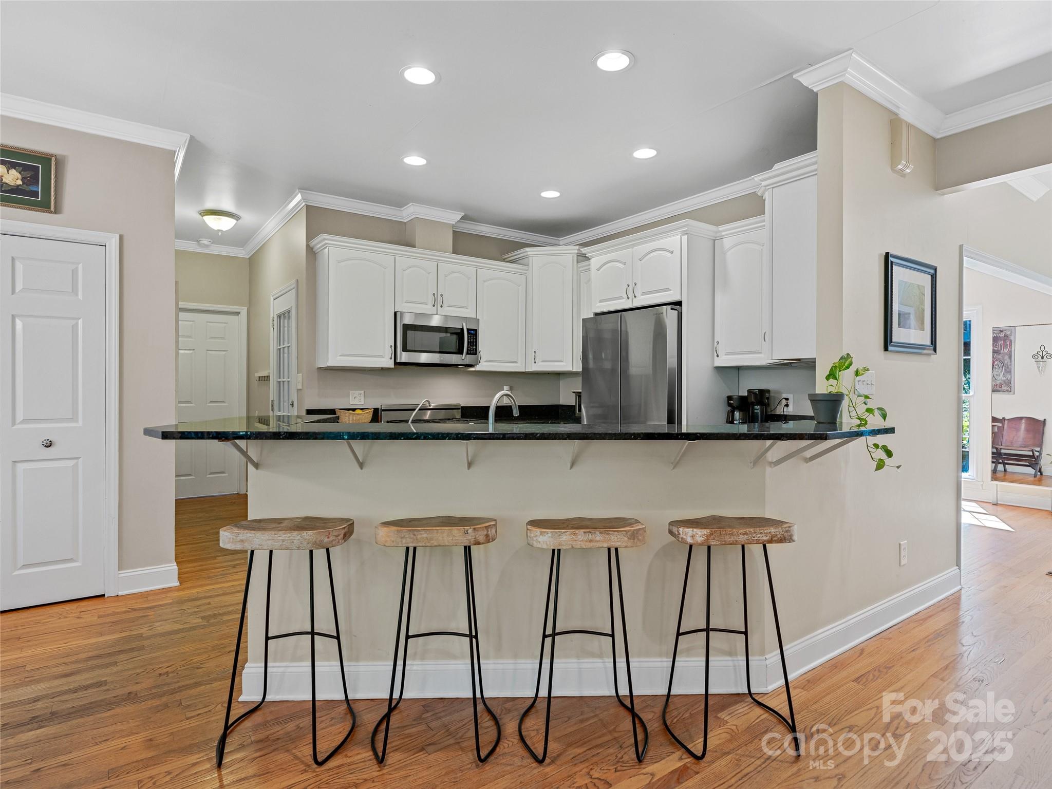 113 Ballantree Drive — Asheville