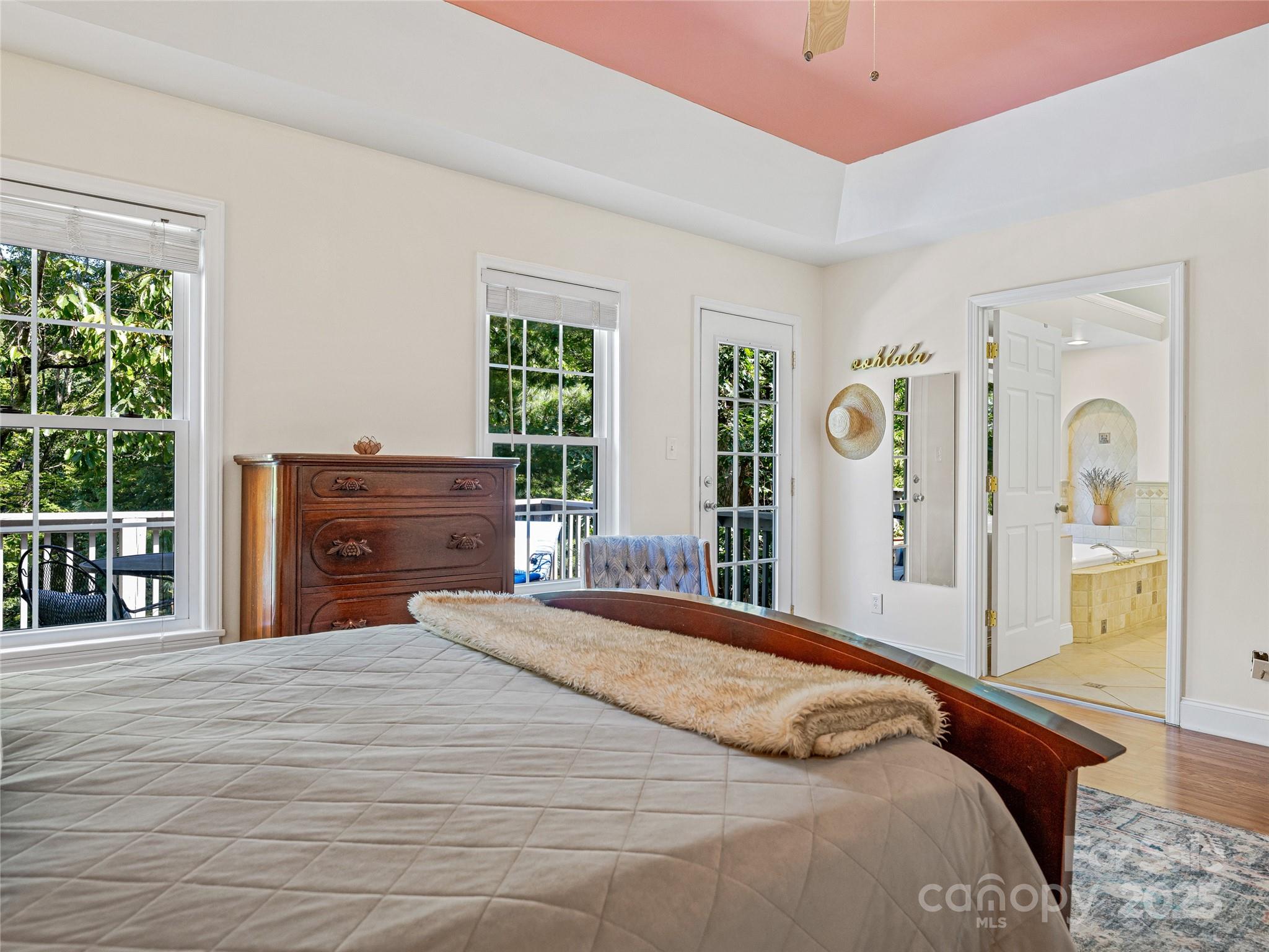 113 Ballantree Drive — Asheville